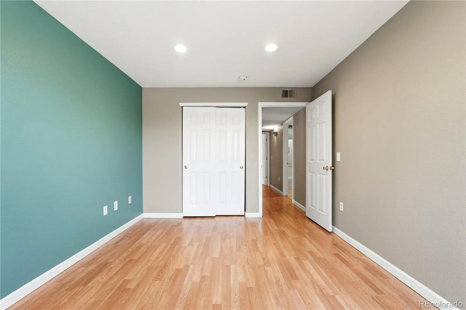 10070 E Carolina Drive #202 Denver CO 80247 MLS #REC4639073 06262026181841 1600 24