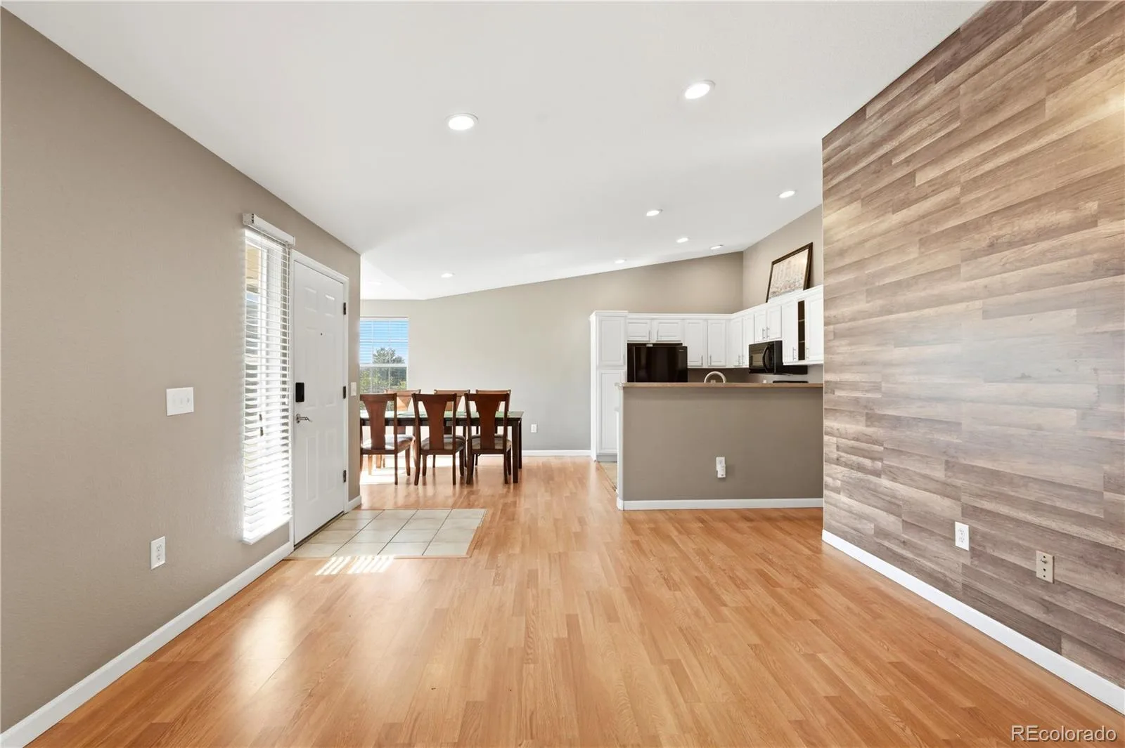 10070 E Carolina Drive #202 Denver CO 80247 MLS #REC4639073 06262026181841 1600 6