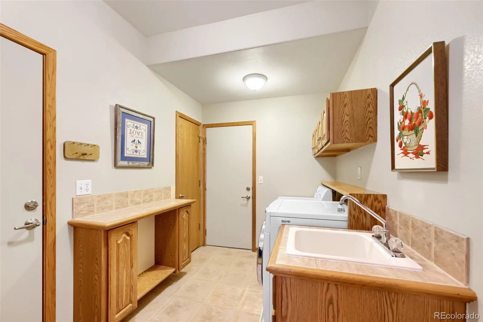 603 Columbine Avenue Broomfield CO 80020 | MLS #REC4639465 07302026172802 1600 14