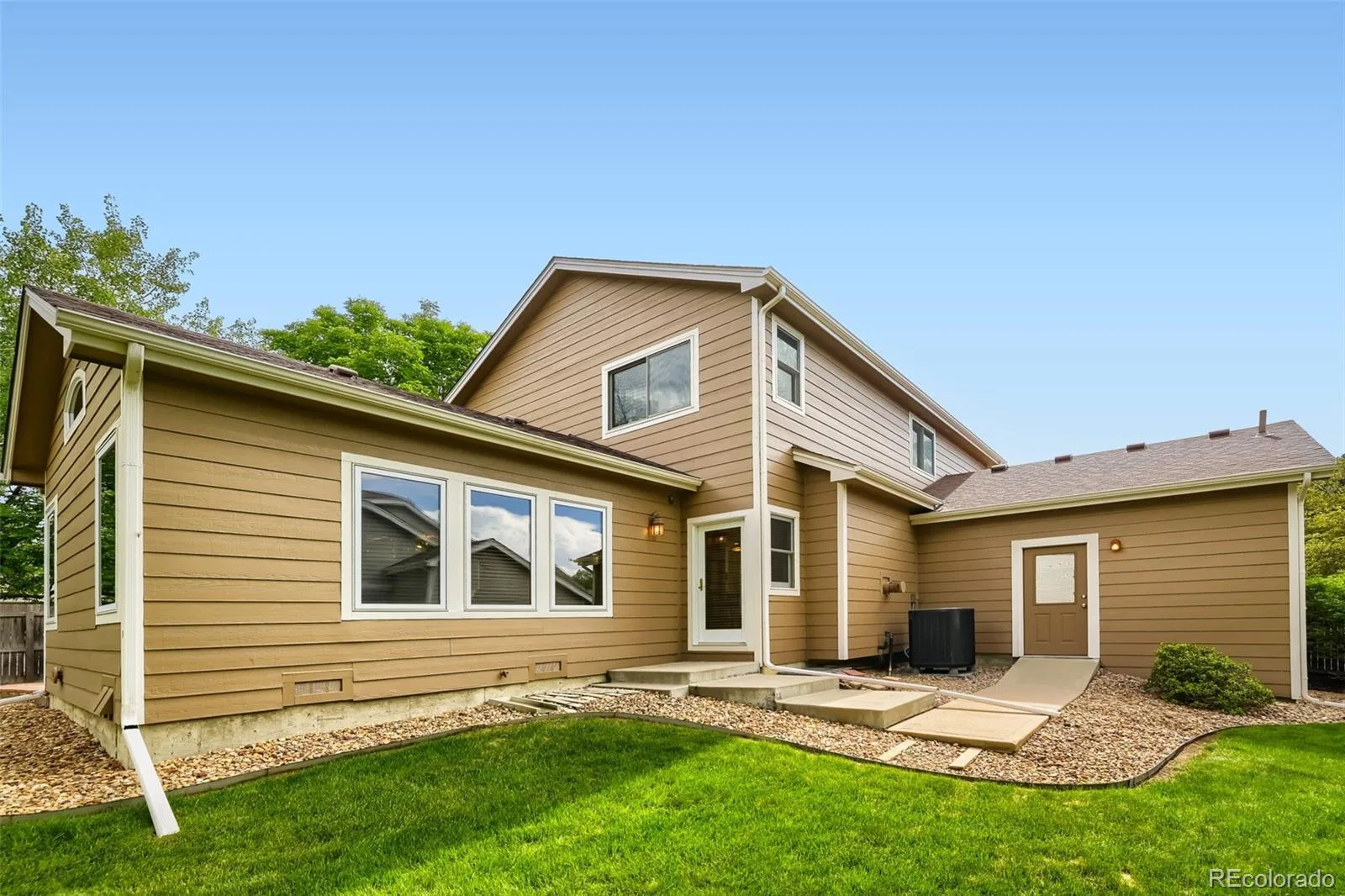 603 Columbine Avenue Broomfield CO 80020 | MLS #REC4639465 07302026172802 1600 27