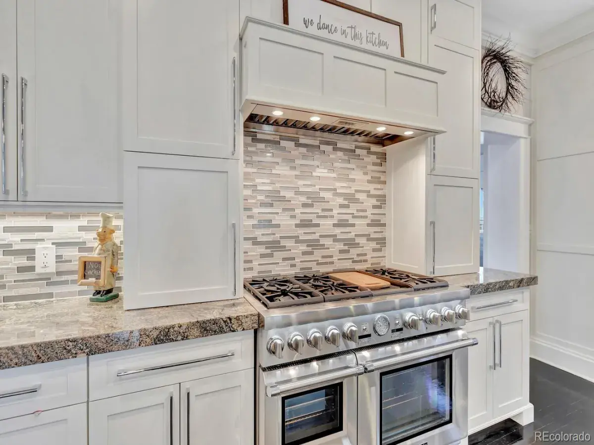 4101 E 17th Avenue Parkway Denver CO 80220 MLS #REC4641811 02202026171404 1200 13