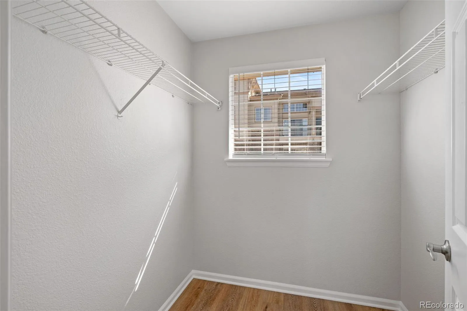 3884 S Dallas Circle #202 Aurora CO 80014 MLS #REC4642193 05022026200808 1600 18