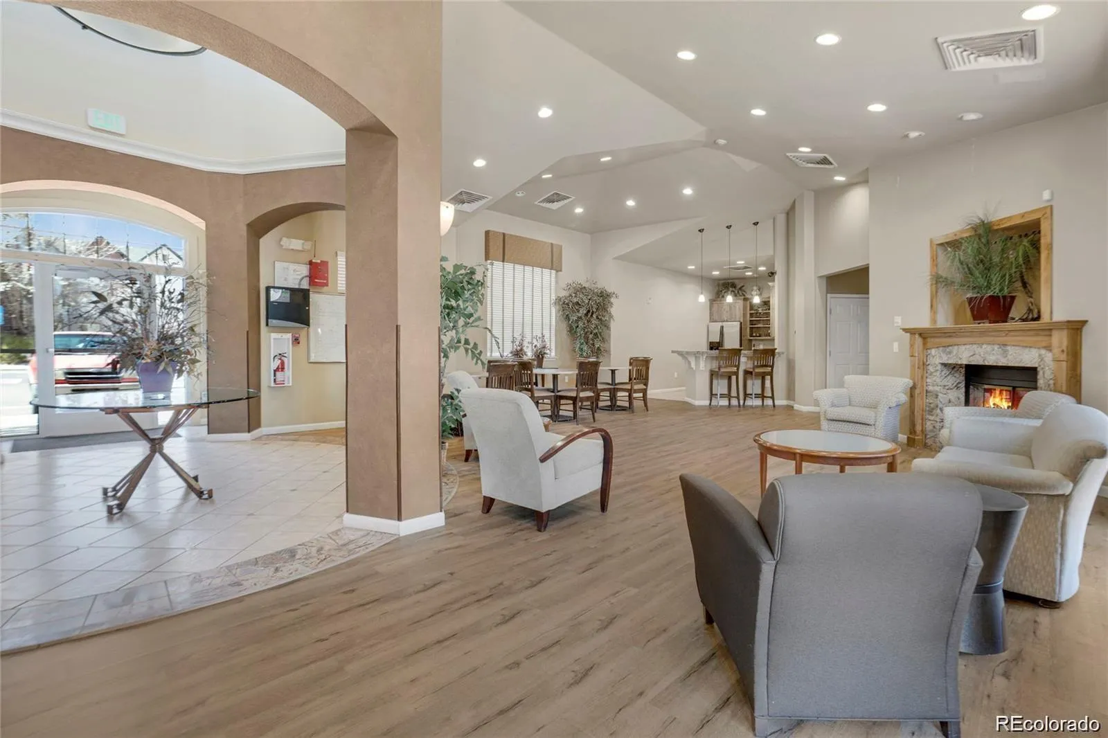 3884 S Dallas Circle #202 Aurora CO 80014 MLS #REC4642193 05022026200808 1600 31