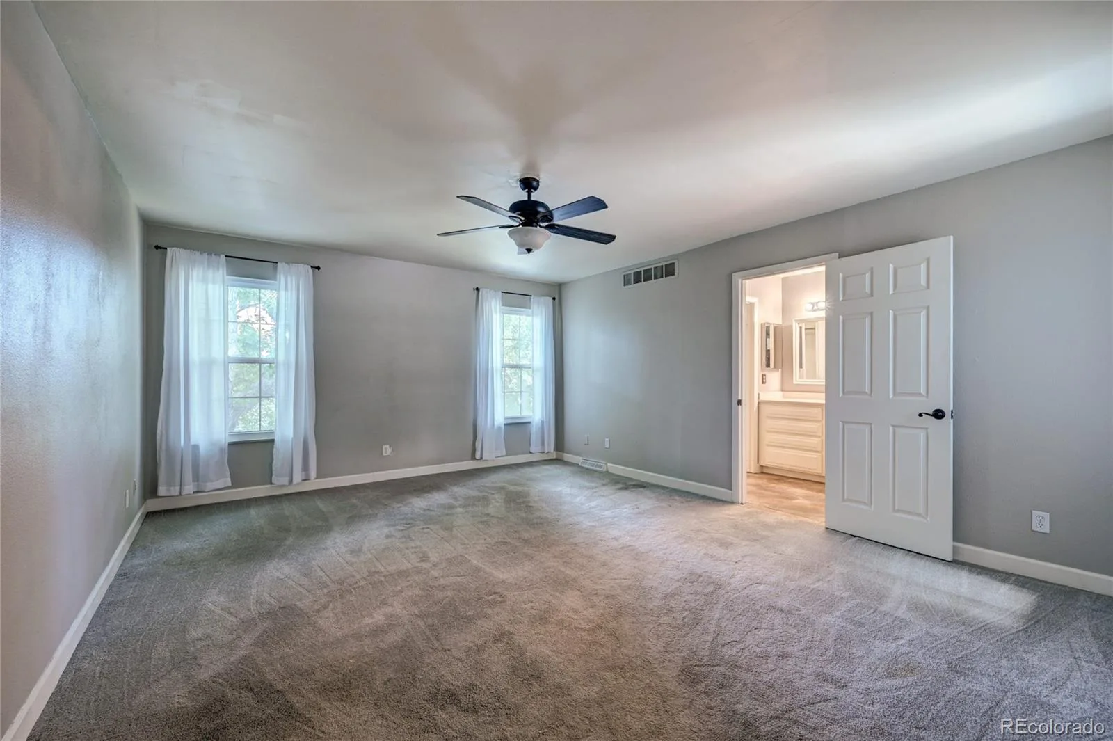 2836 S Wheeling Way Aurora CO 80014 | MLS #REC4643600 08122026223808 1600 12
