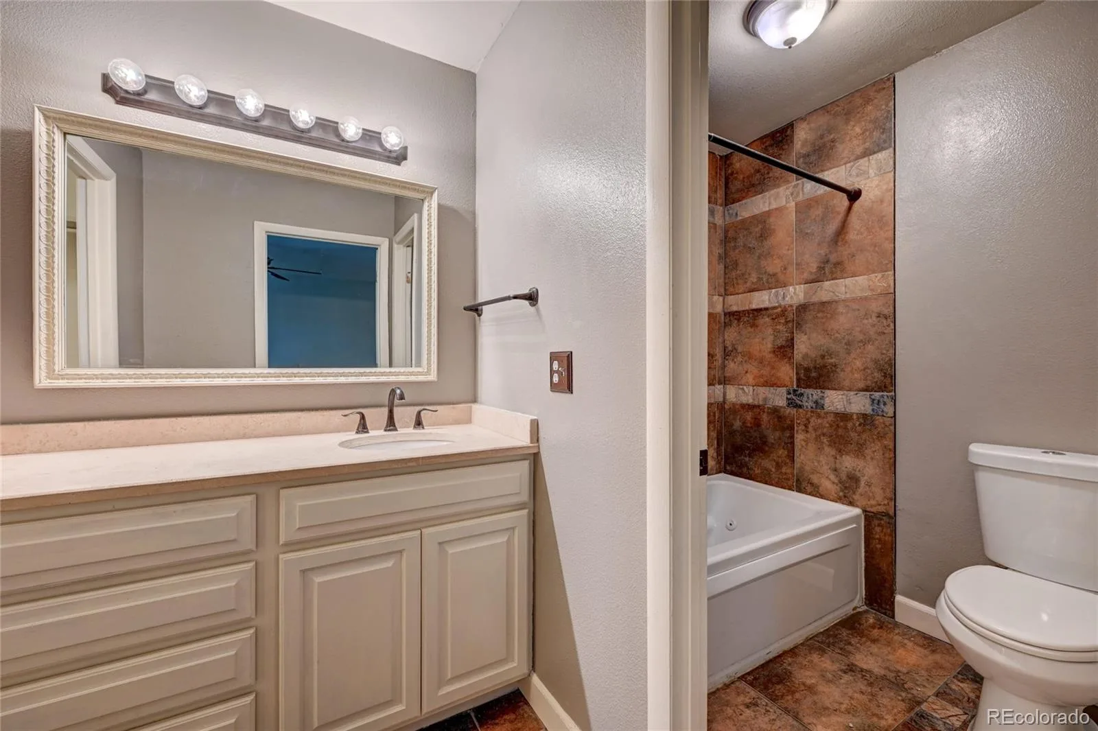 2836 S Wheeling Way Aurora CO 80014 | MLS #REC4643600 08122026223808 1600 15