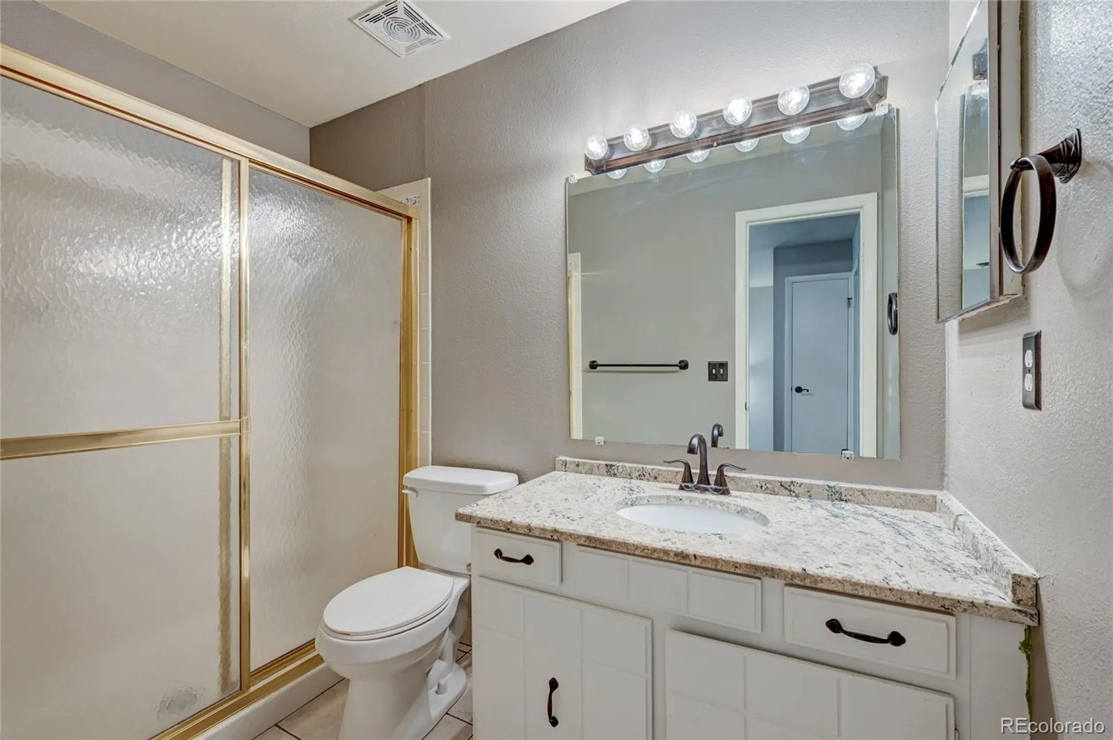 2836 S Wheeling Way Aurora CO 80014 | MLS #REC4643600 08122026223808 1600 18