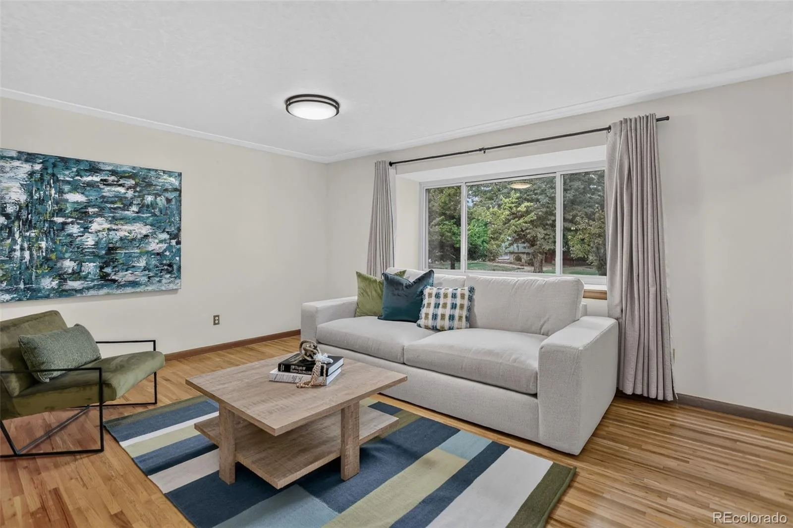 336 Oakland Street Aurora CO 80010 | MLS #REC4644733 09242026225207 1600 3