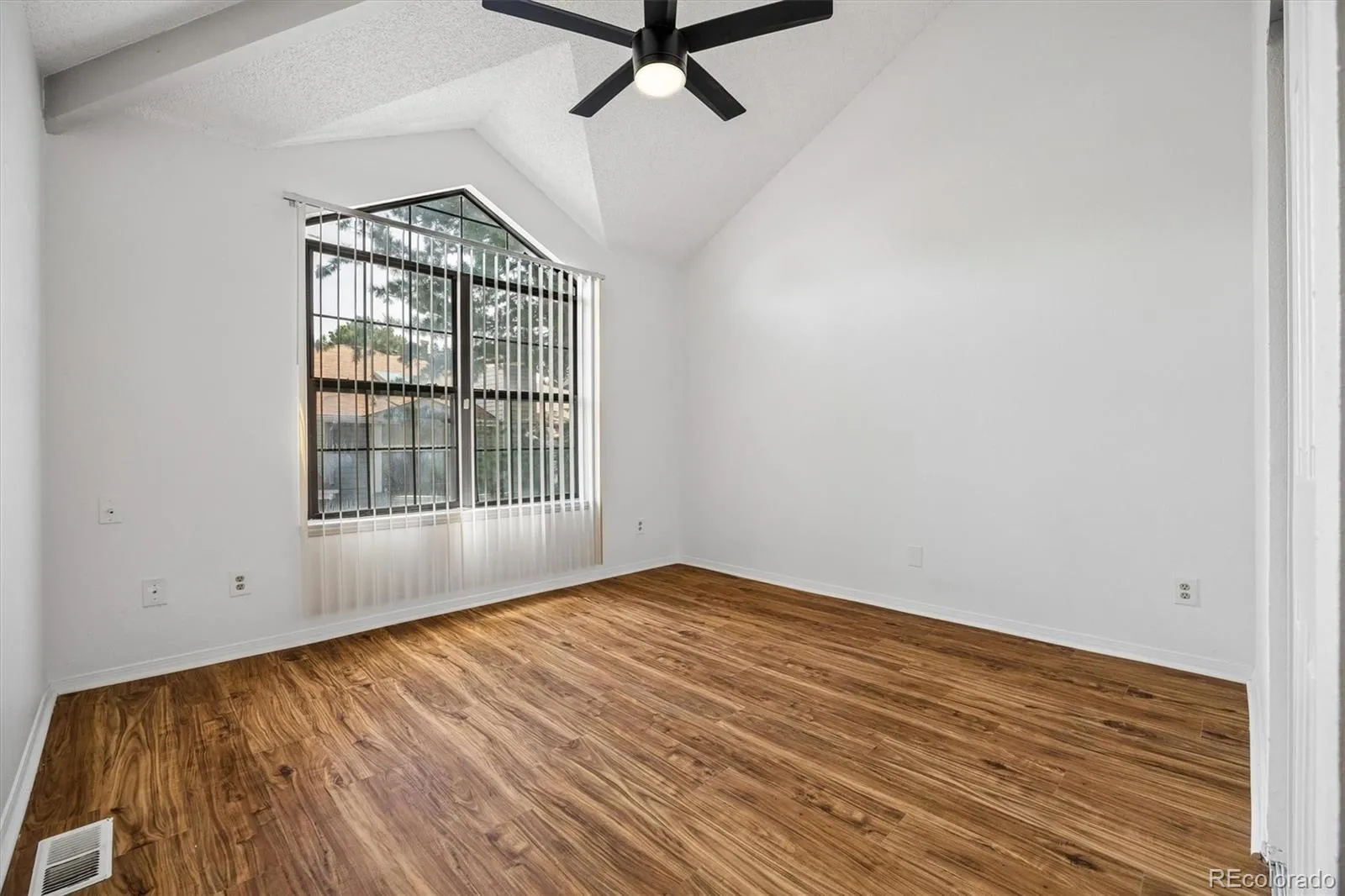 18494 E Kepner Place #204 Aurora CO 80017 MLS #REC4645147 05282026014820 1600 34