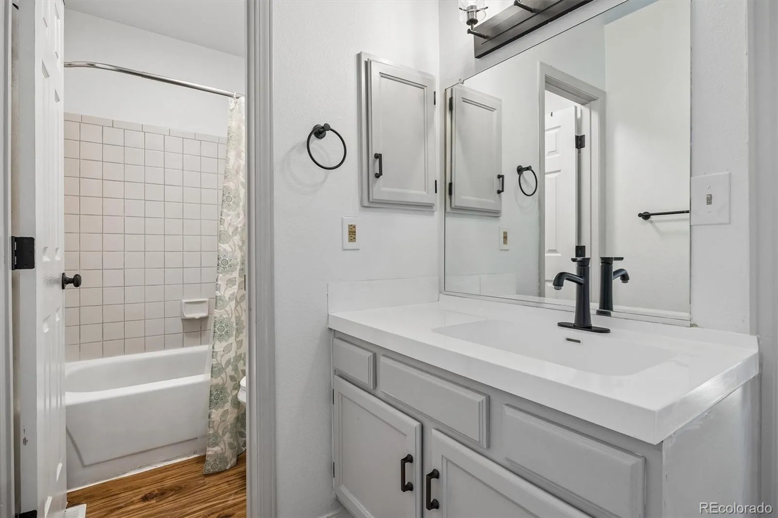 18494 E Kepner Place #204 Aurora CO 80017 MLS #REC4645147 05282026014820 1600 35