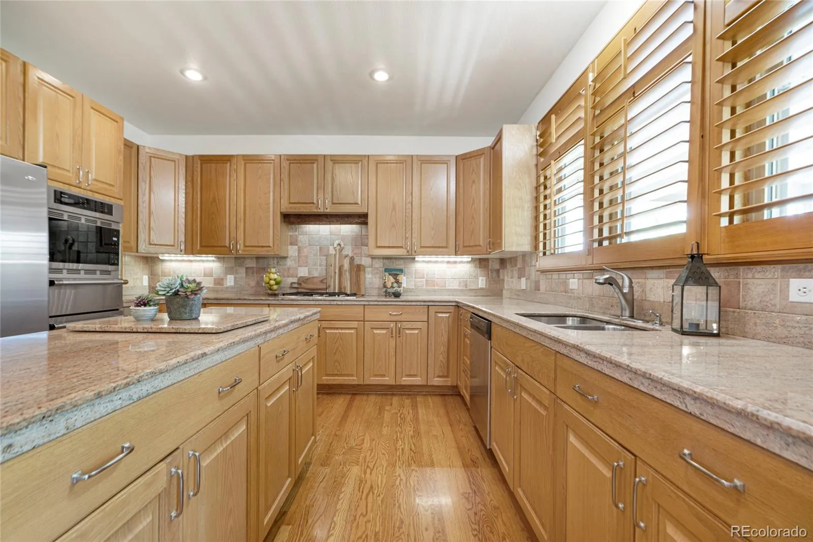 5449 S Idalia Way Centennial CO 80015 MLS #REC4645478 05242026052320 1600 6