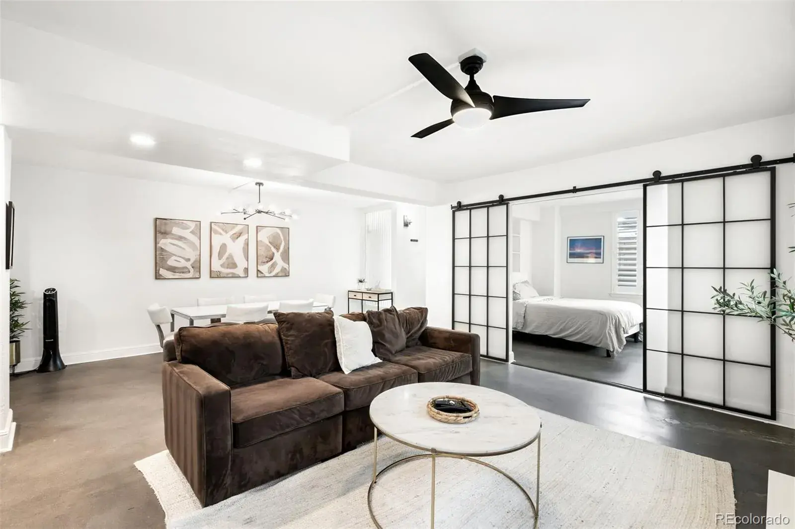 11192025010227 1600 0