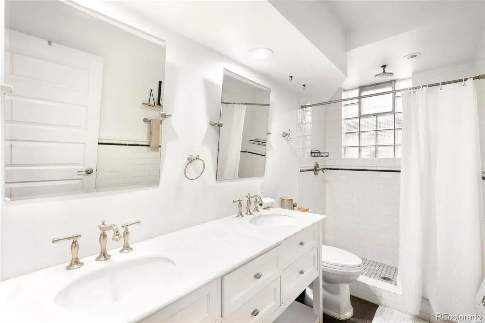 11192025010227 1600 9