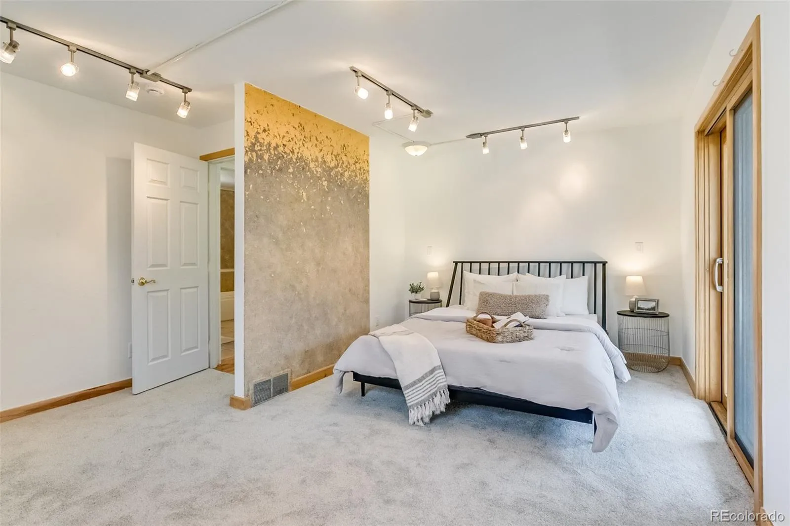 1385 S Hudson Street Denver CO 80222 MLS #REC4650165 07092026180404 1600 16
