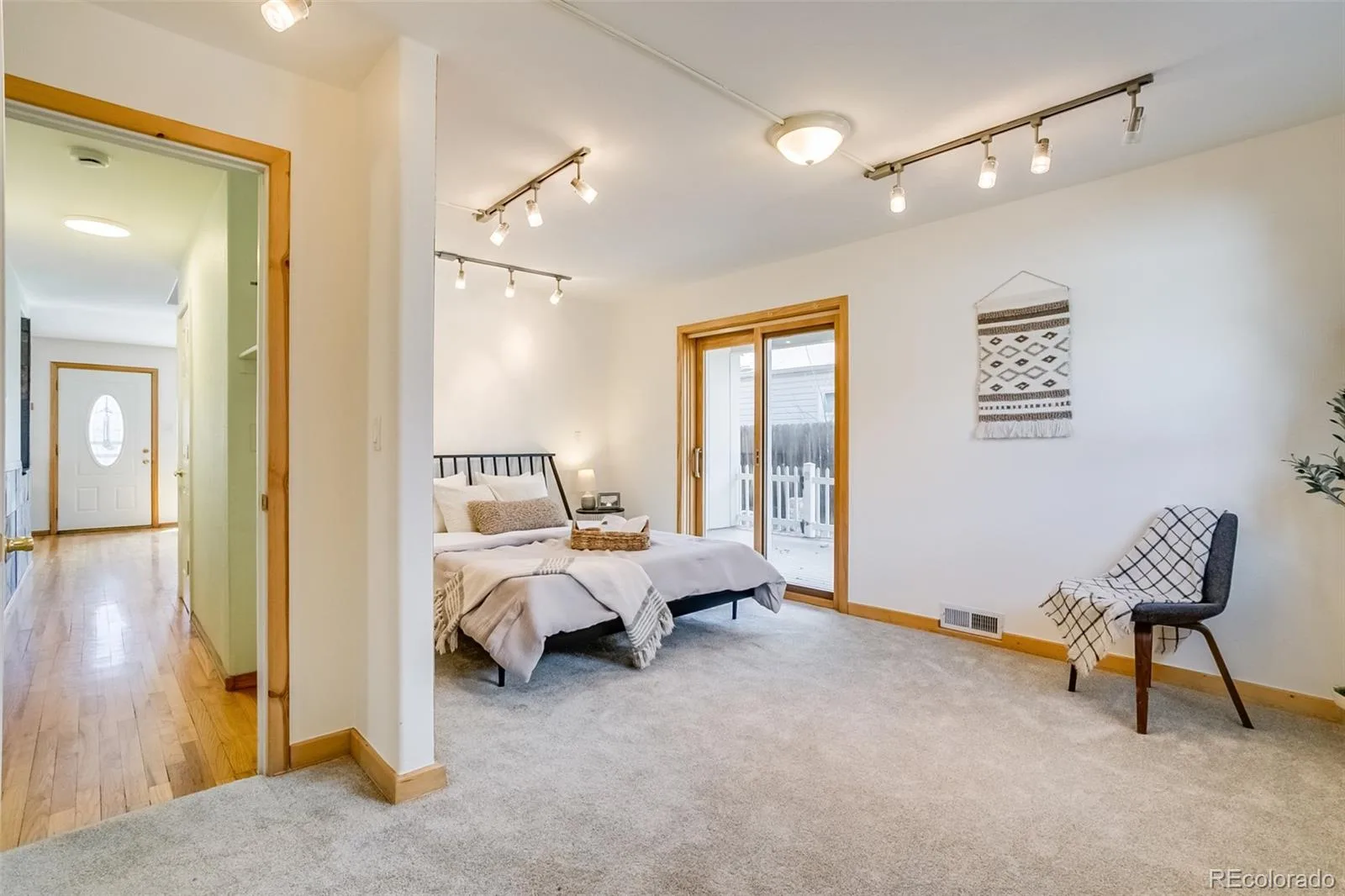 1385 S Hudson Street Denver CO 80222 MLS #REC4650165 07092026180404 1600 18