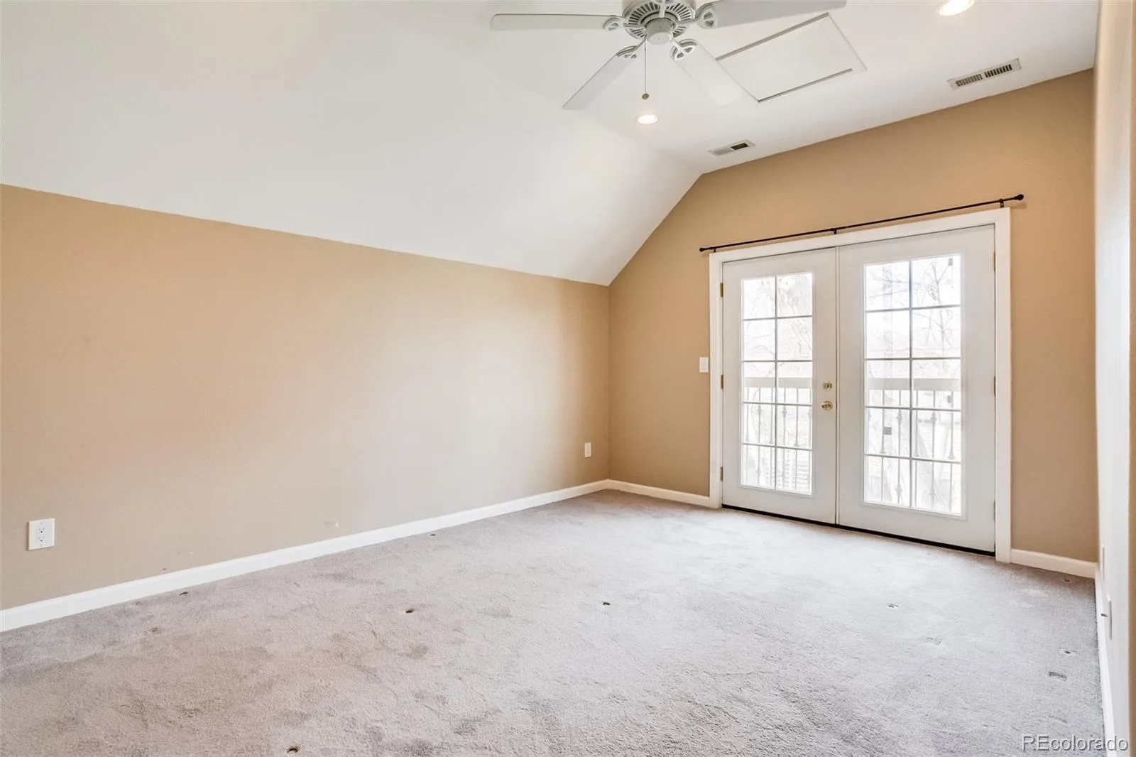 1385 S Hudson Street Denver CO 80222 MLS #REC4650165 07092026180404 1600 27