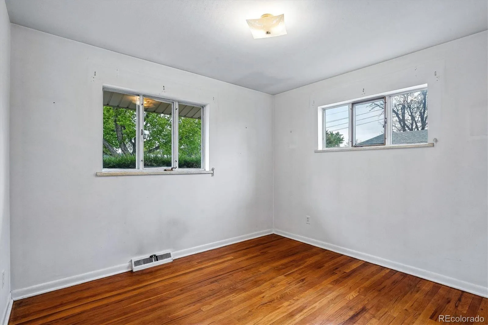 722 S Holly Street Denver CO 80246 MLS #REC4650525 05132026212428 1600 10