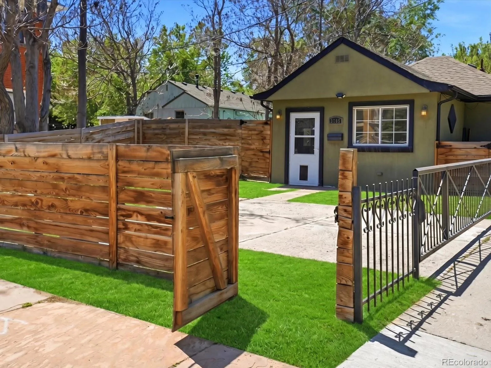 3705 Zuni Street Denver CO 80211 MLS #REC4650731 05132026212433 1600 4