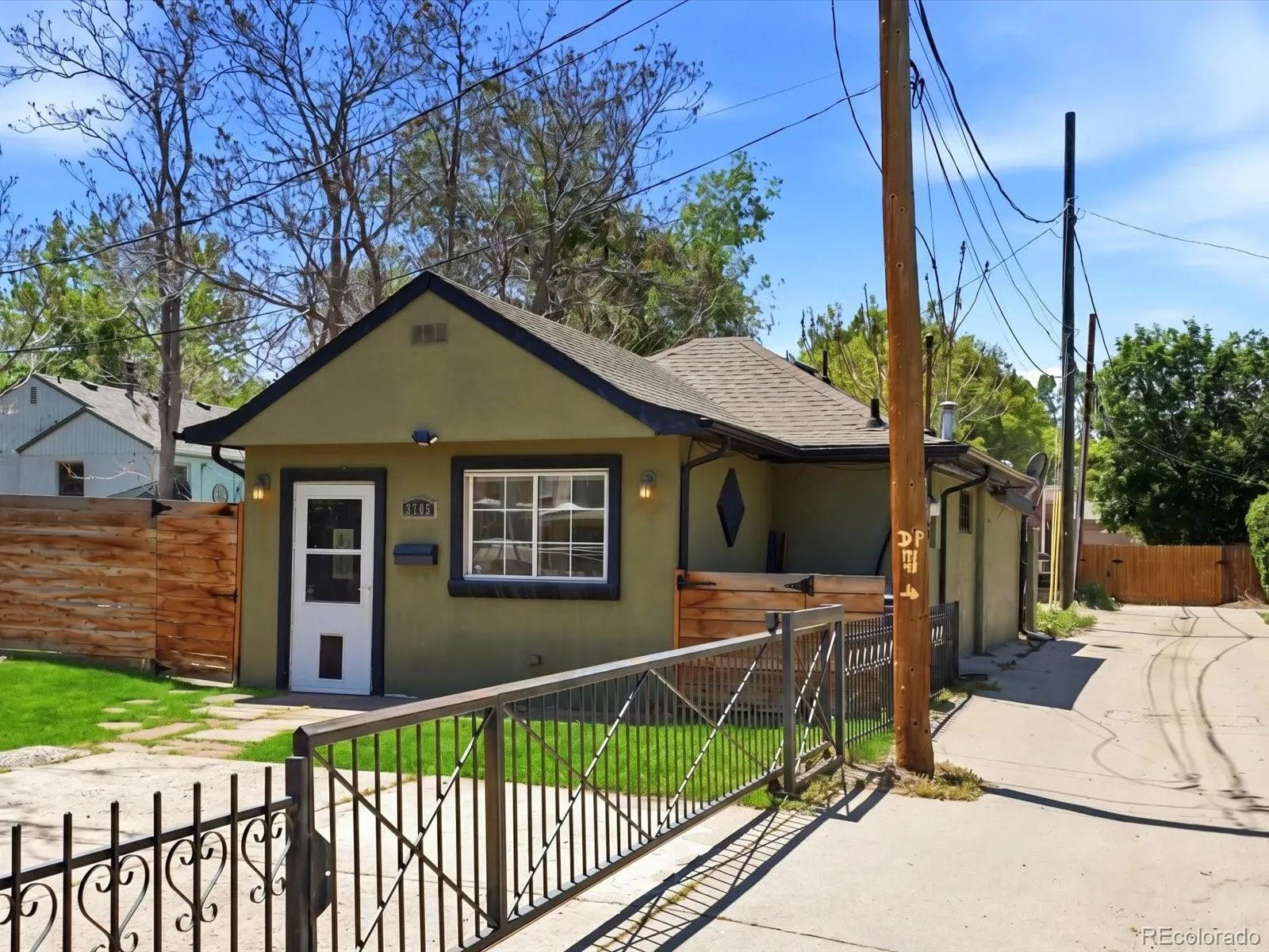 3705 Zuni Street Denver CO 80211 MLS #REC4650731 05132026212433 1600 5