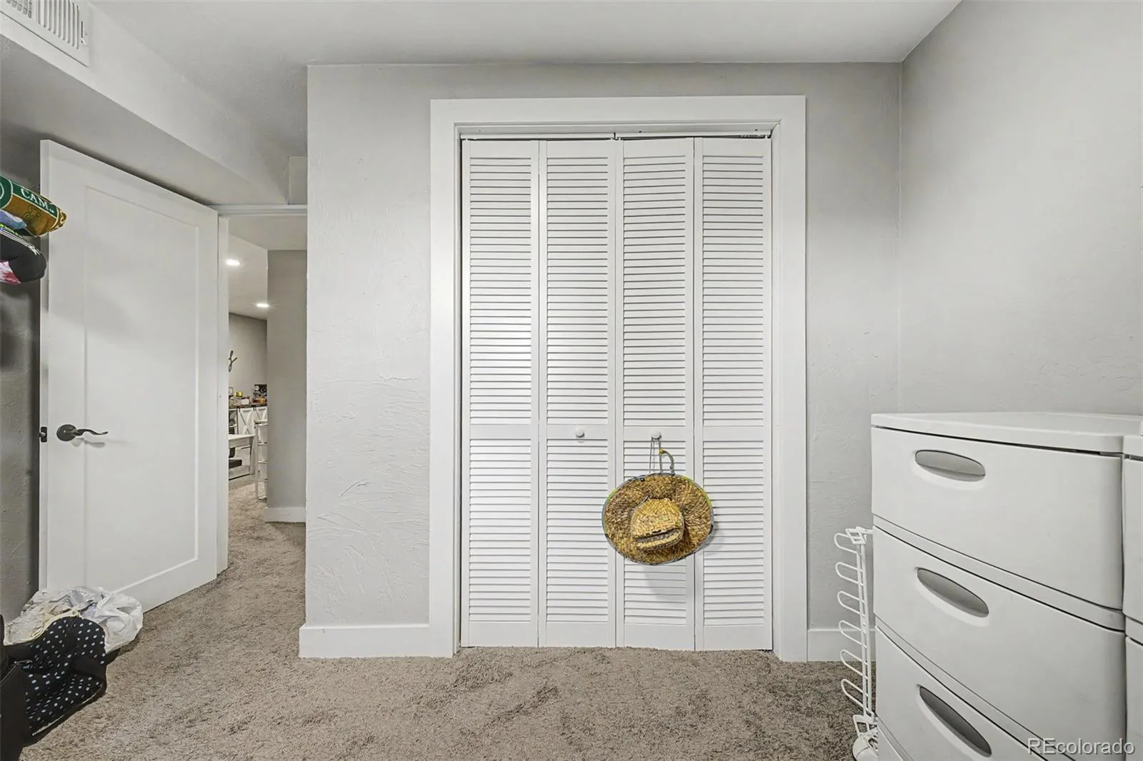 100 Xavier Street Denver CO 80219 MLS #REC4651351 06262026183651 1600 38