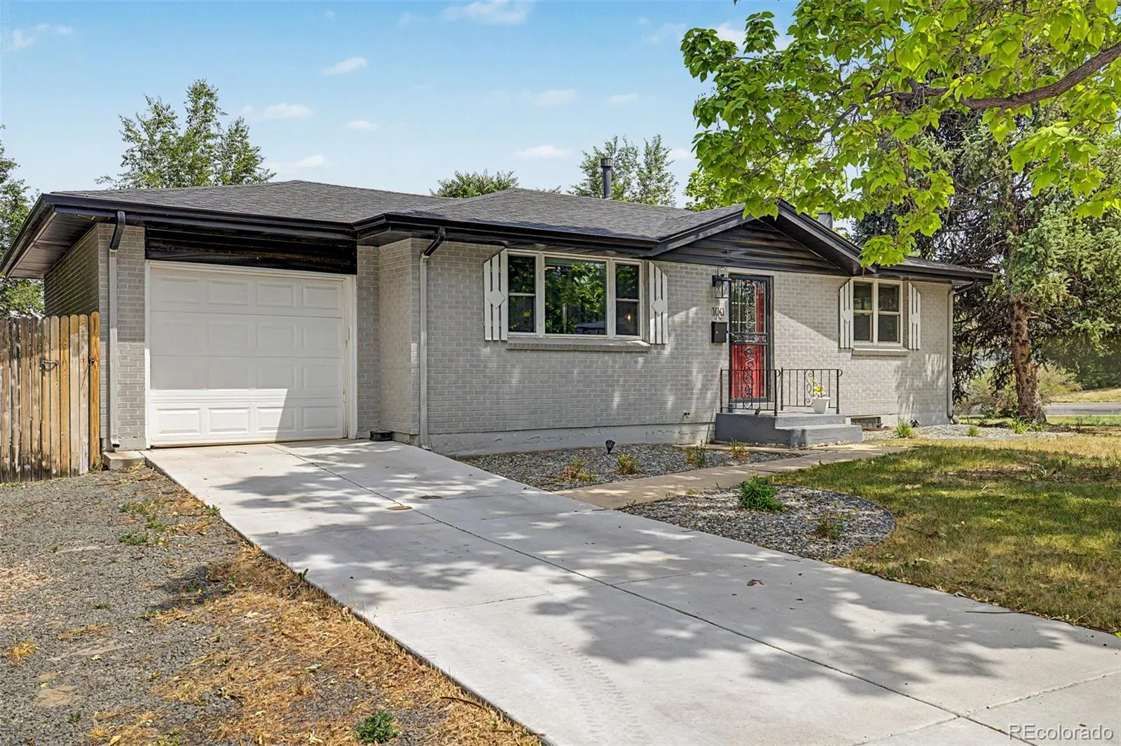 100 Xavier Street Denver CO 80219 MLS #REC4651351 06262026183651 1600 4