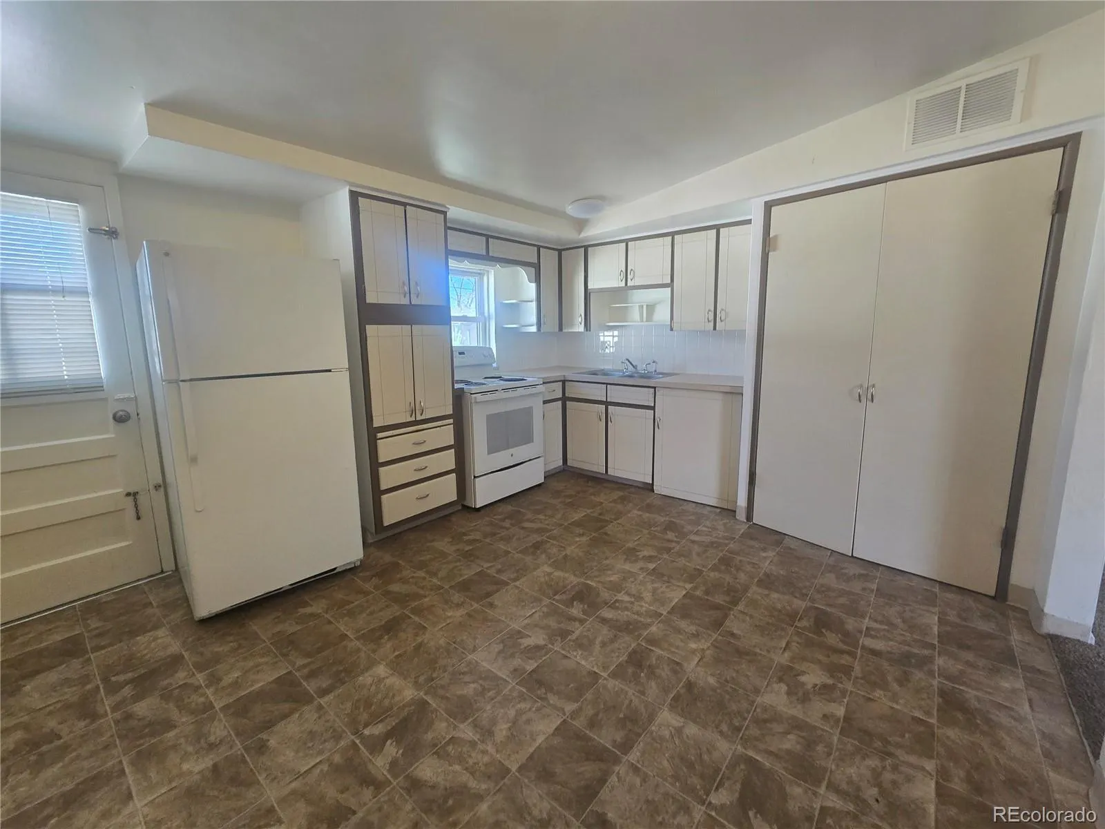 3728 Vance Street Wheat Ridge CO 80033 | MLS #REC4651629 04072026234738 1600 11