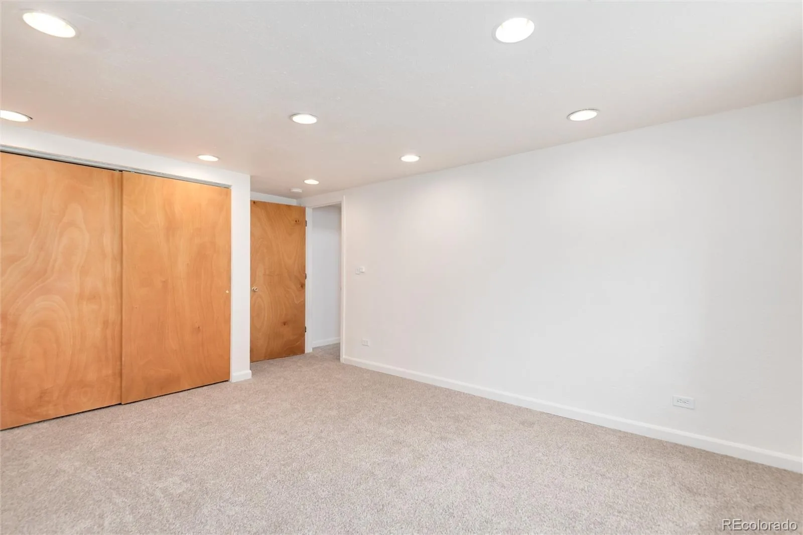 1800 S Clarkson Street Denver CO 80210 MLS #REC4651988 06092026000745 1600 23