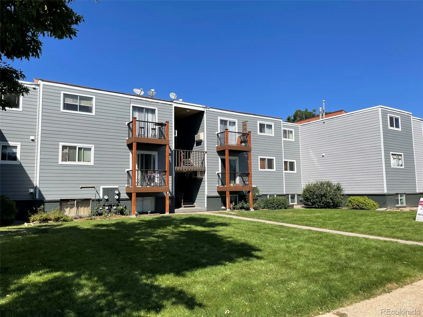 16359 W 10th Avenue #W5 Golden CO 80401 MLS #REC4654634 05192026202640 1600 1