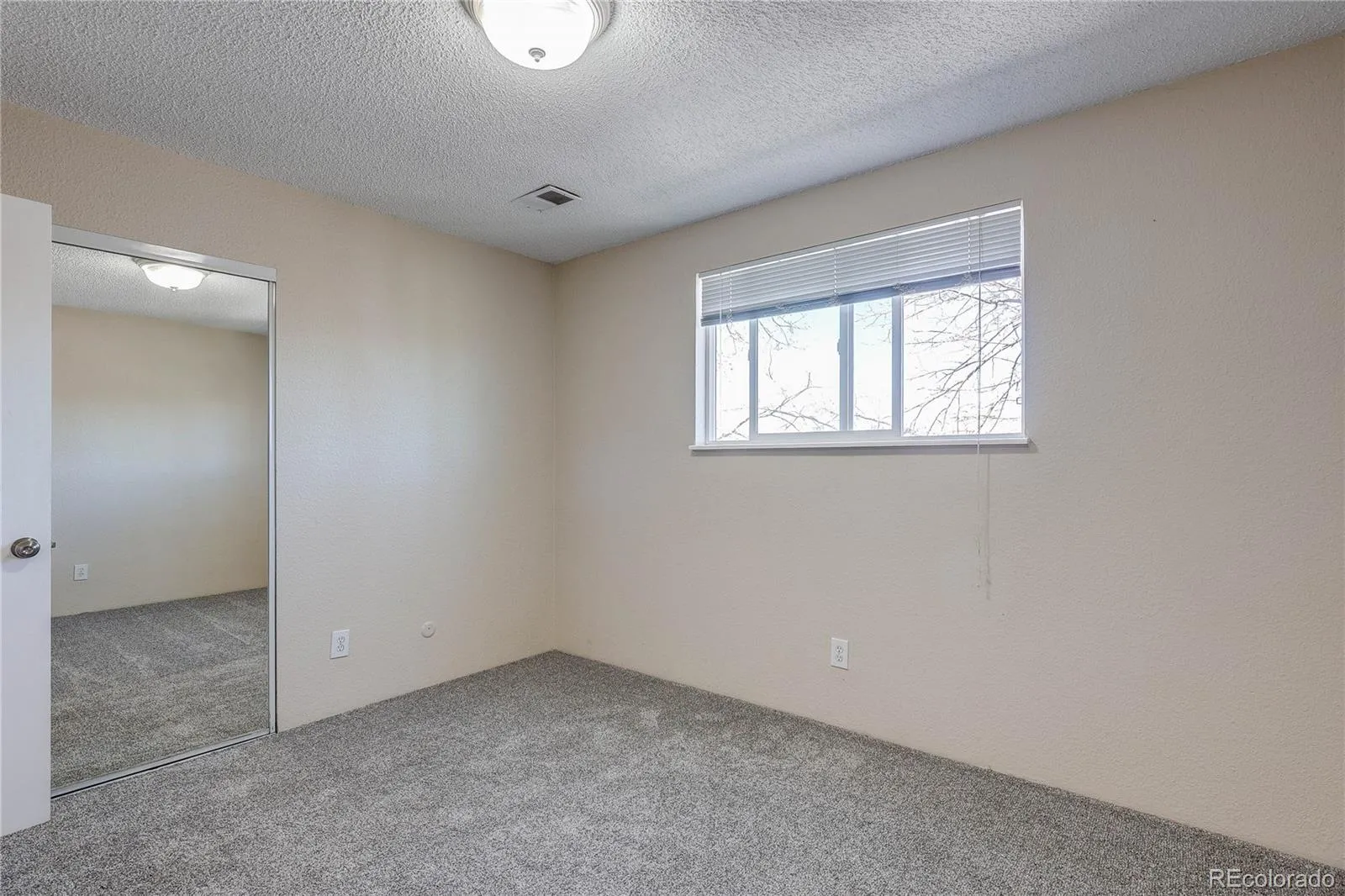 16359 W 10th Avenue #W5 Golden CO 80401 MLS #REC4654634 05192026202640 1600 19