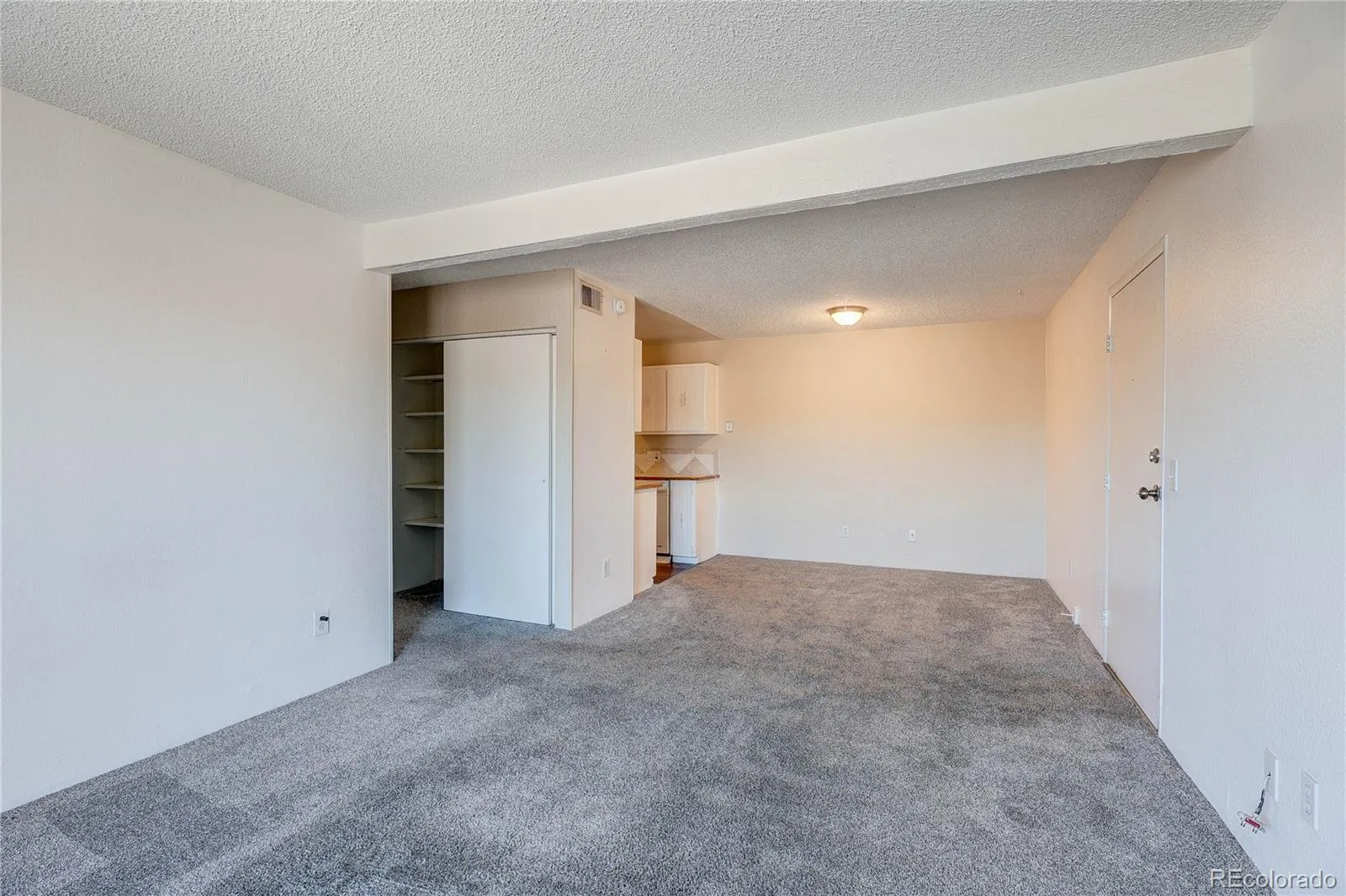 16359 W 10th Avenue #W5 Golden CO 80401 MLS #REC4654634 05192026202640 1600 9