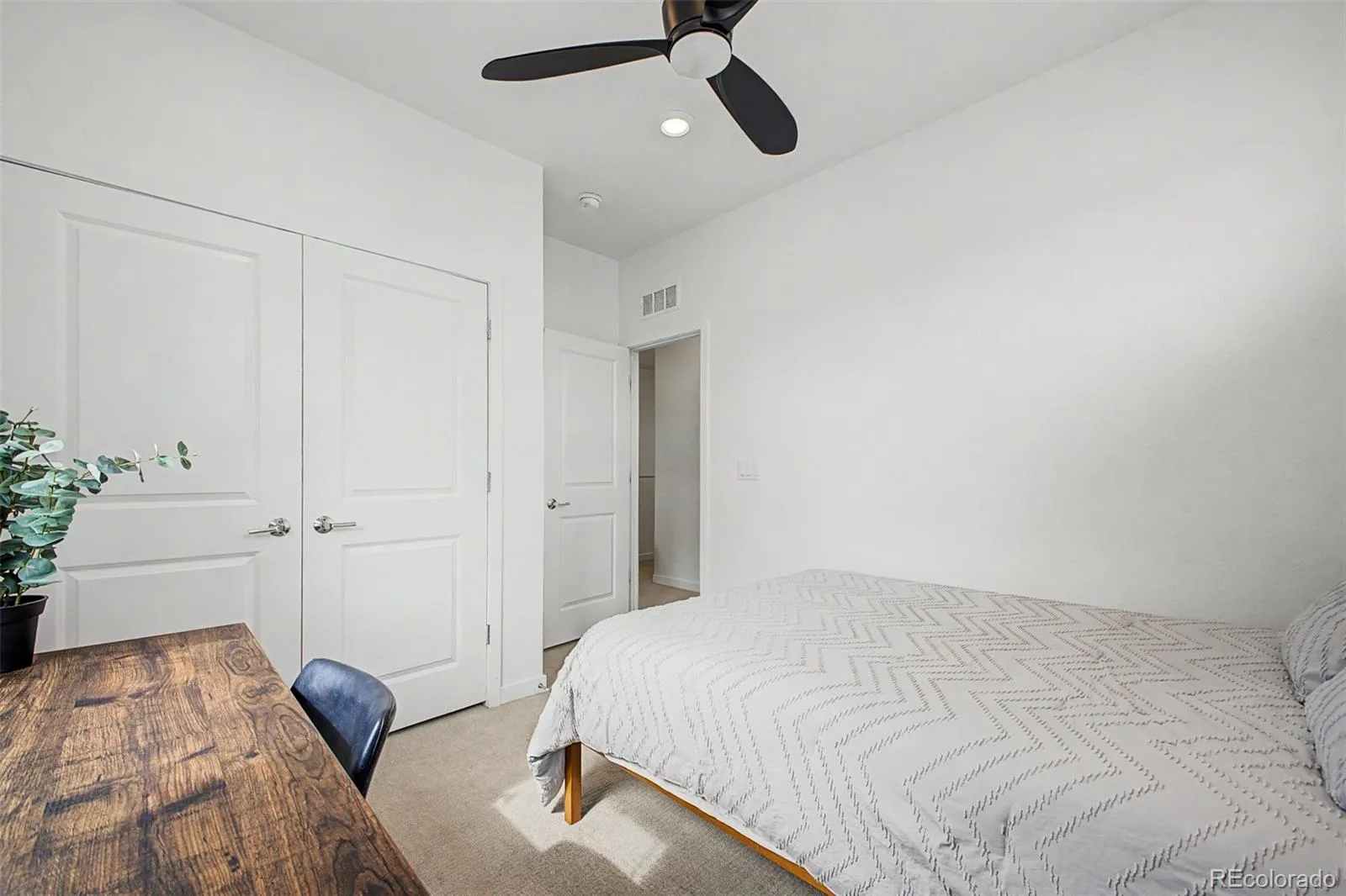 1661 W 67th Circle Denver CO 80221 | MLS #REC4658655 08272026182414 1600 28