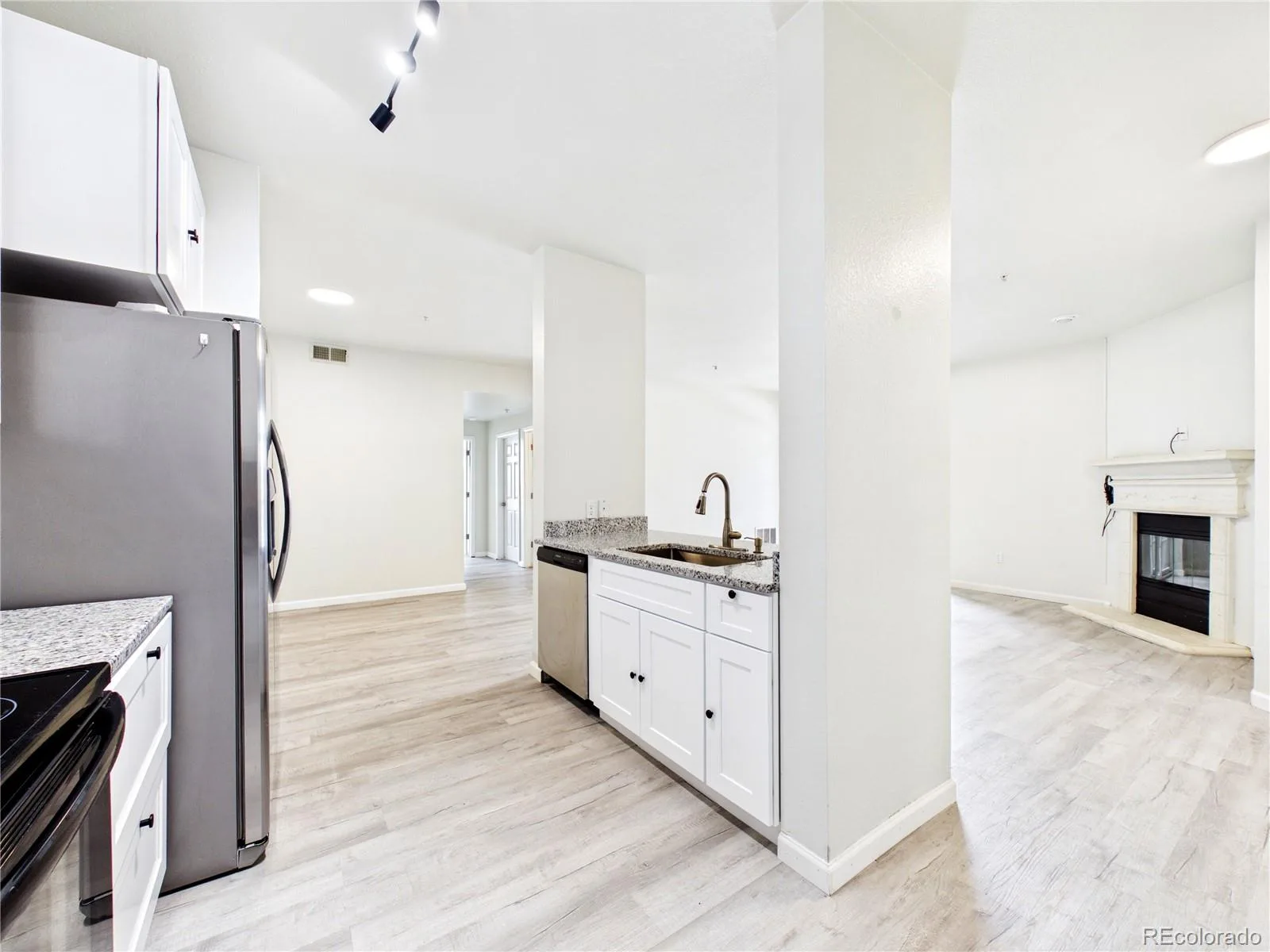 3890 S Dayton Street #107 Aurora CO 80014 | MLS #REC4659812 08192026145616 1600 10