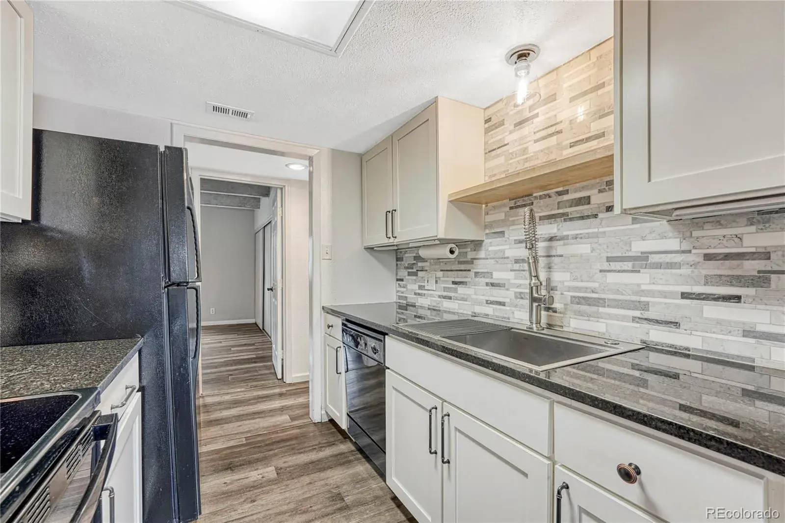 01032026201803 1600 18