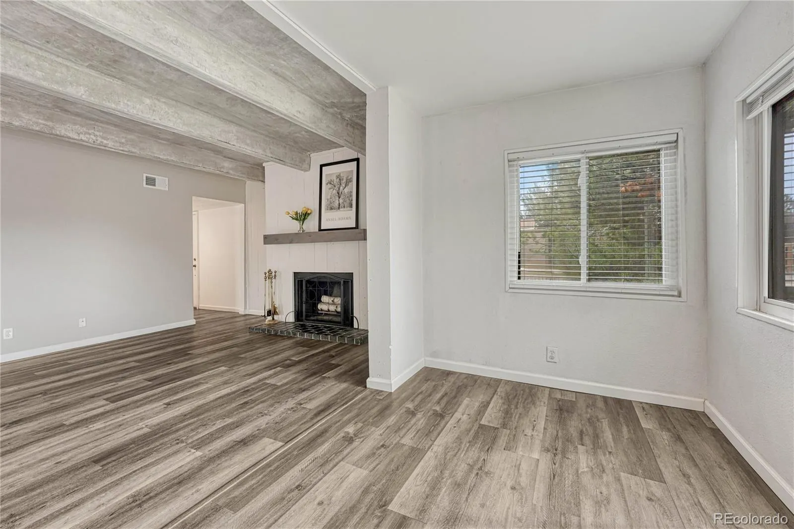 2525 S Dayton Way #2209 #2200 Denver CO 80231 MLS #REC4660563 04252026230358 1600 10