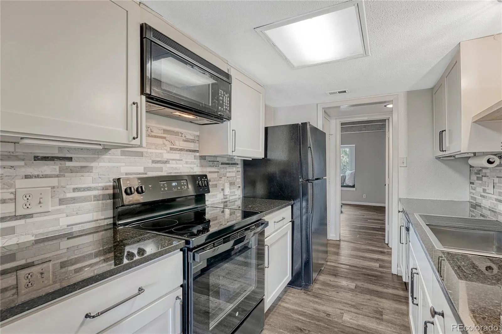 2525 S Dayton Way #2209 #2200 Denver CO 80231 MLS #REC4660563 04252026230358 1600 12