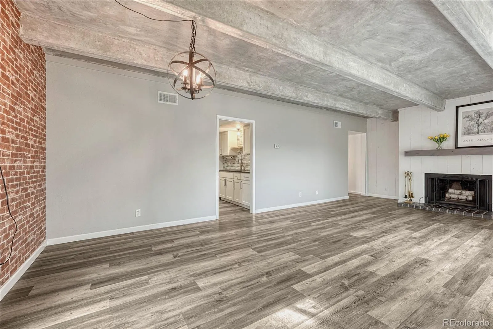 2525 S Dayton Way #2209 #2200 Denver CO 80231 MLS #REC4660563 04252026230358 1600 6