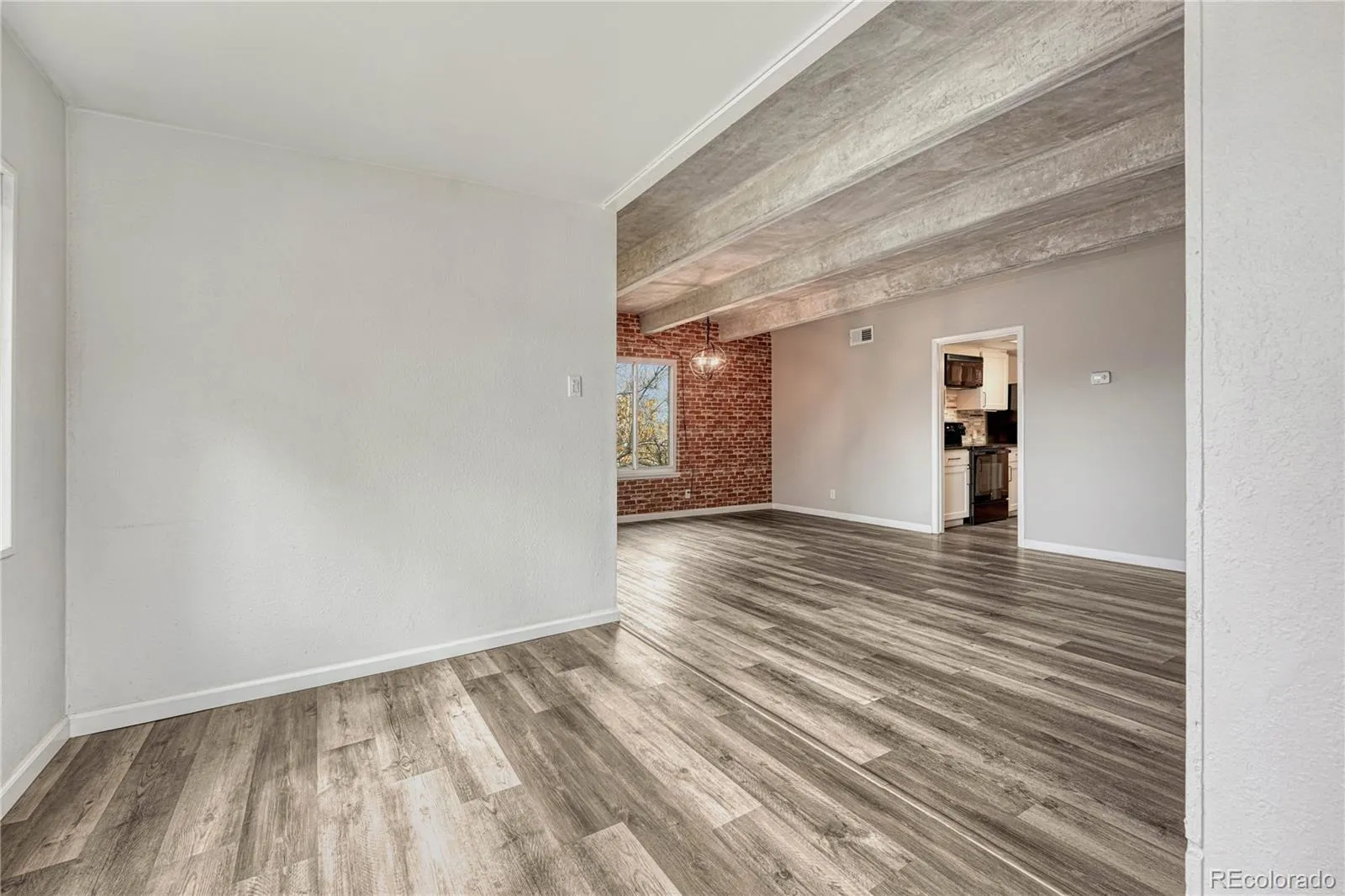 2525 S Dayton Way #2209 #2200 Denver CO 80231 MLS #REC4660563 04252026230358 1600 9