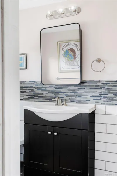 04162026234202 800 18