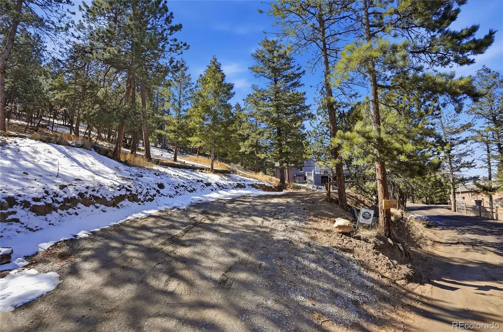 3025 Yucca Drive Evergreen CO 80439 | MLS #REC4662105 03132026193618 1600 2
