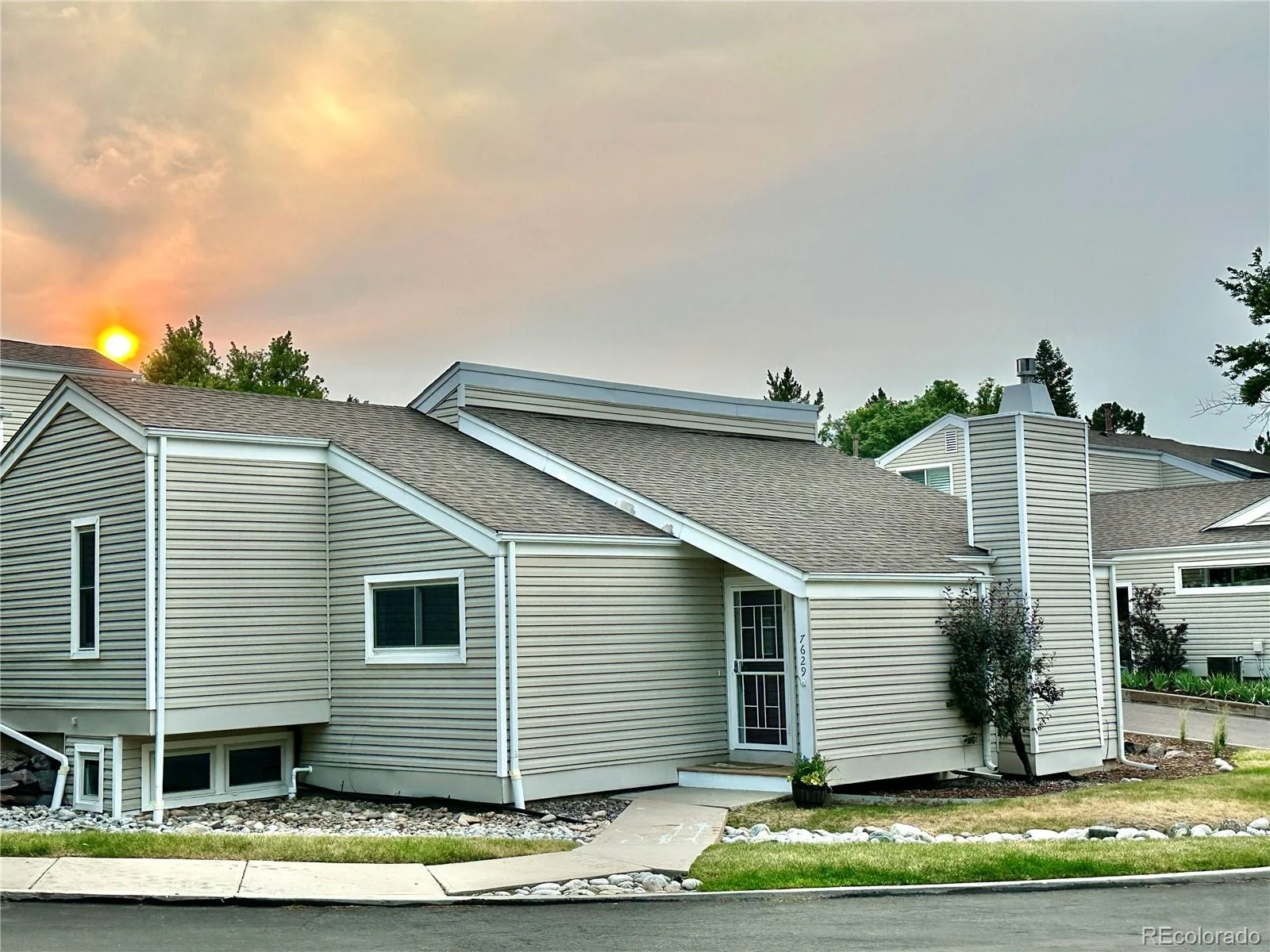 7629 S Monaco Way Centennial CO 80112 | MLS #REC4662197 08262026225245 1600 3