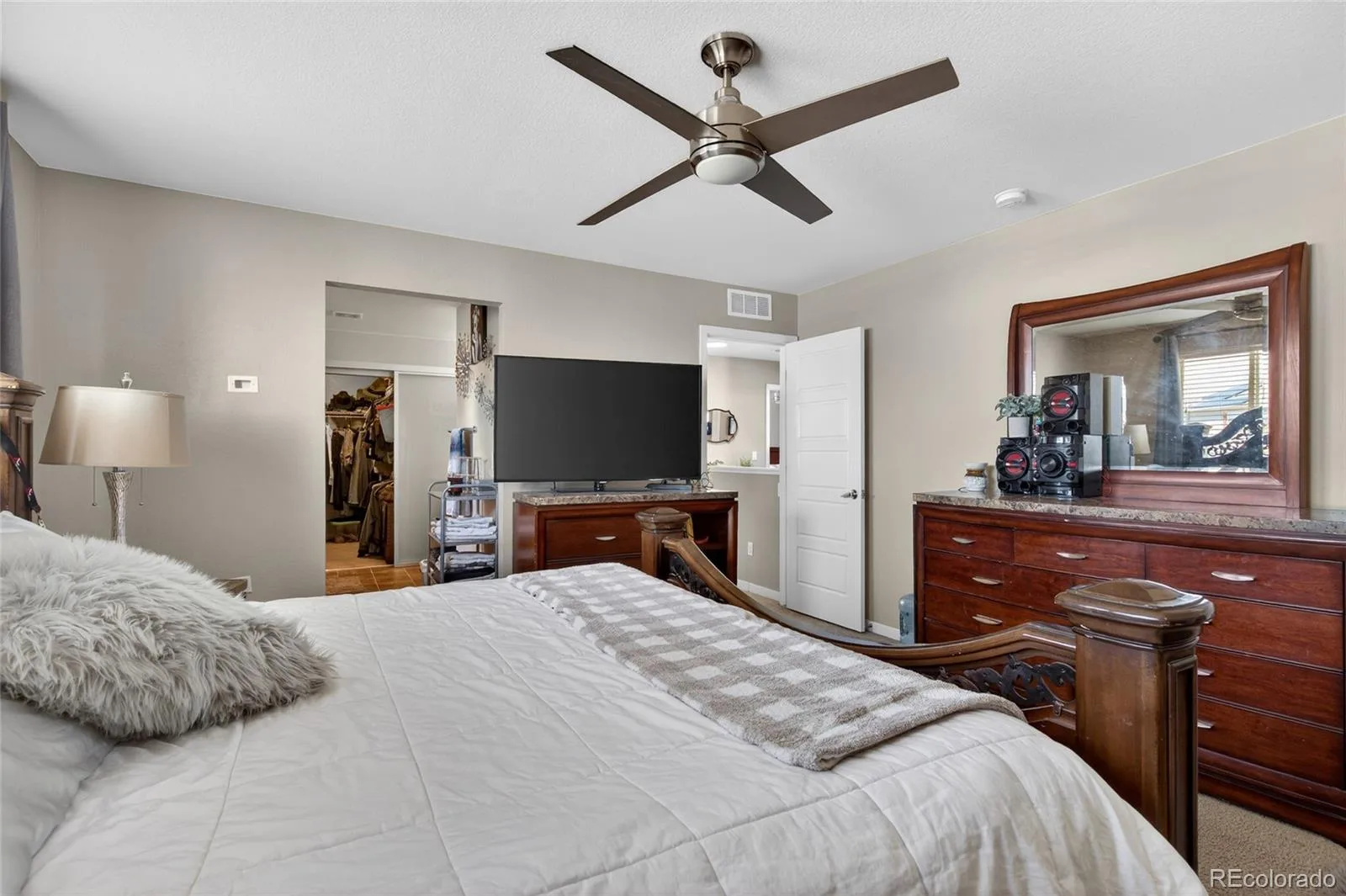 10826 Truckee Circle Commerce City CO 80022 | MLS #REC4662289 08022026001713 1600 28
