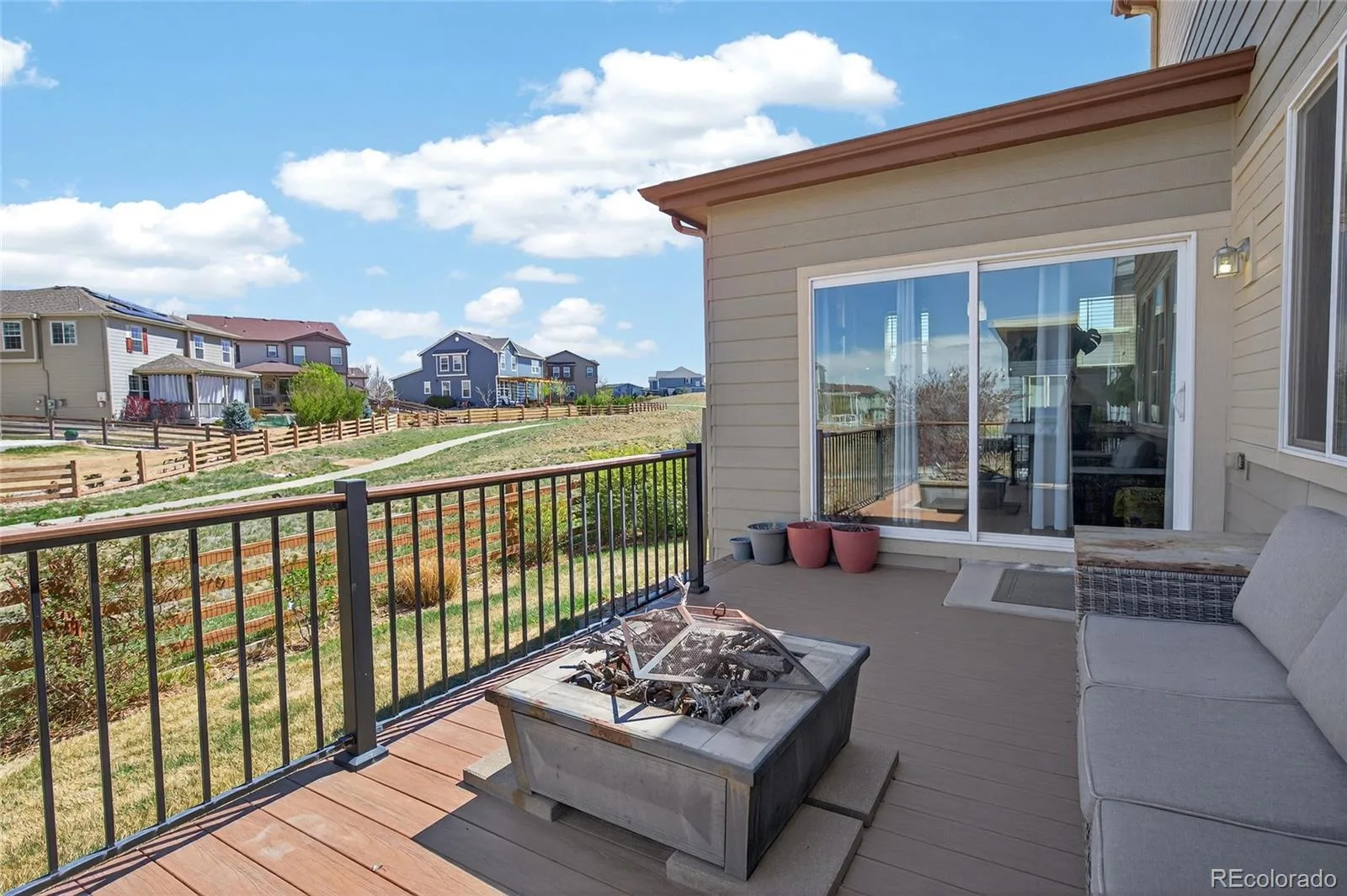 10826 Truckee Circle Commerce City CO 80022 | MLS #REC4662289 08022026001713 1600 34