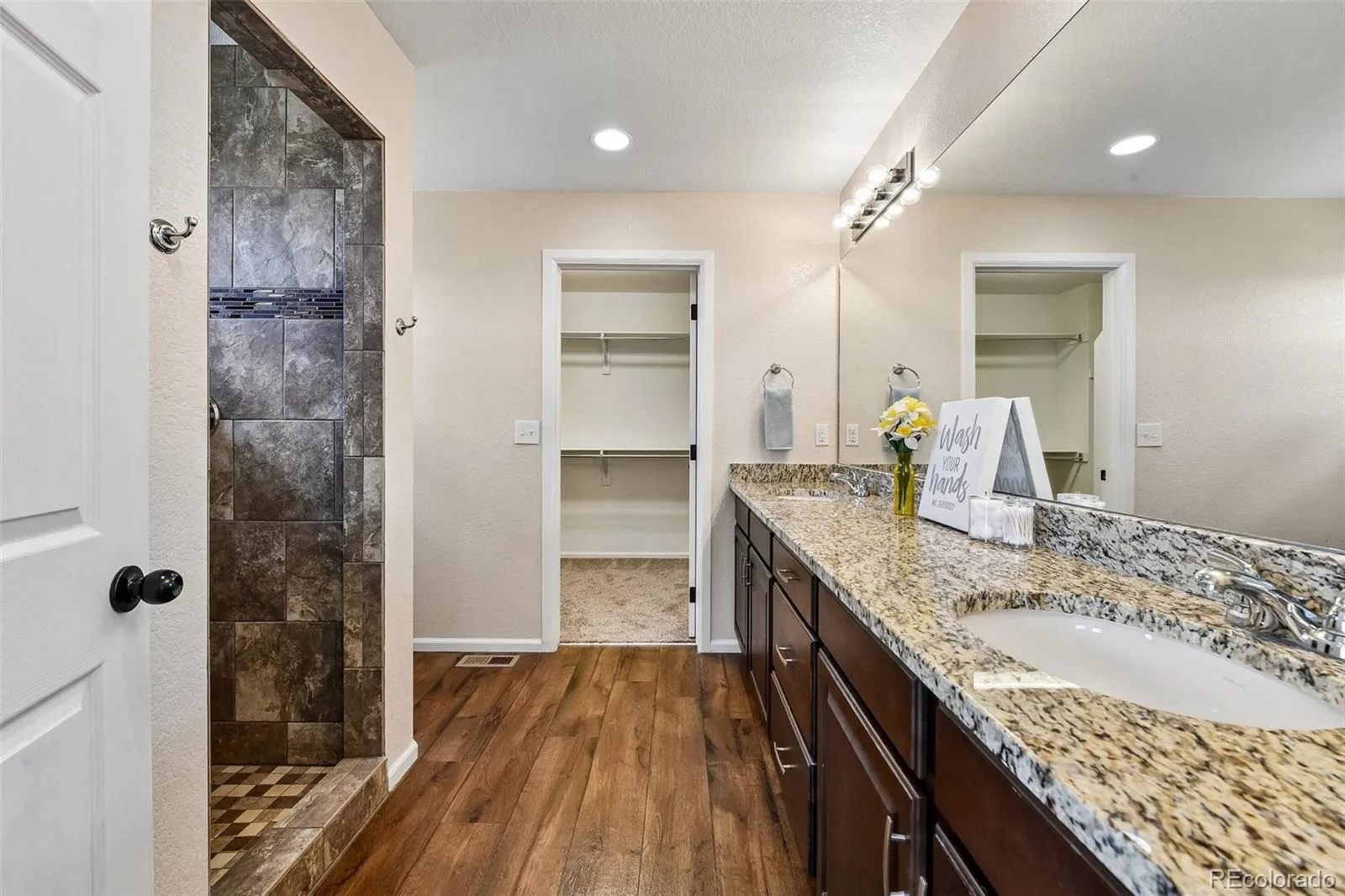 17778 E 44th Avenue Denver CO 80249 MLS #REC4662418 05182026175807 1600 15