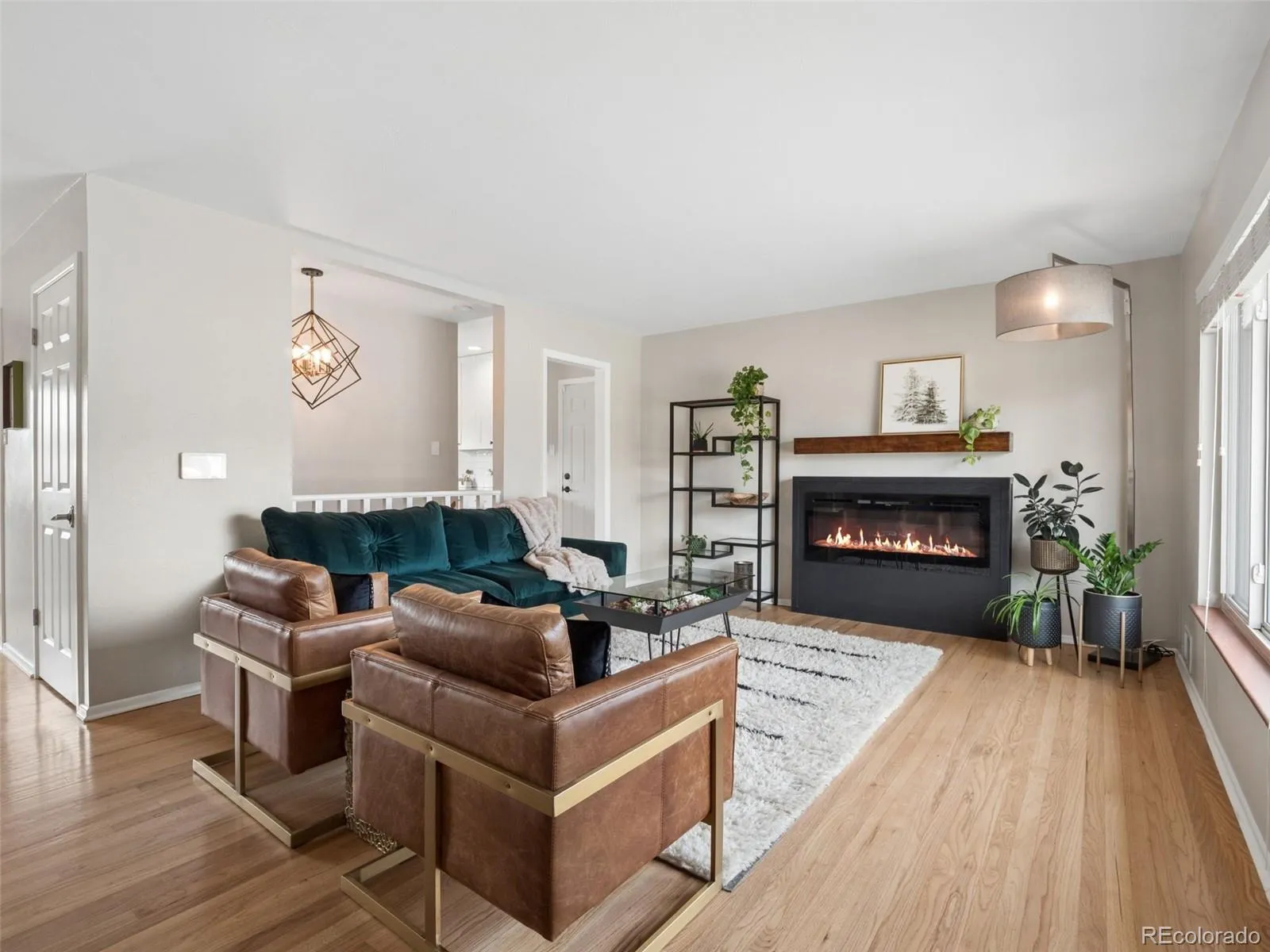 04192026123322 1600 18