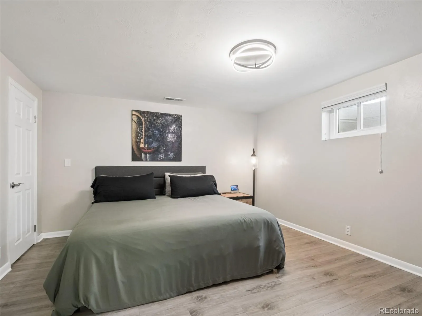 04192026123322 1600 26