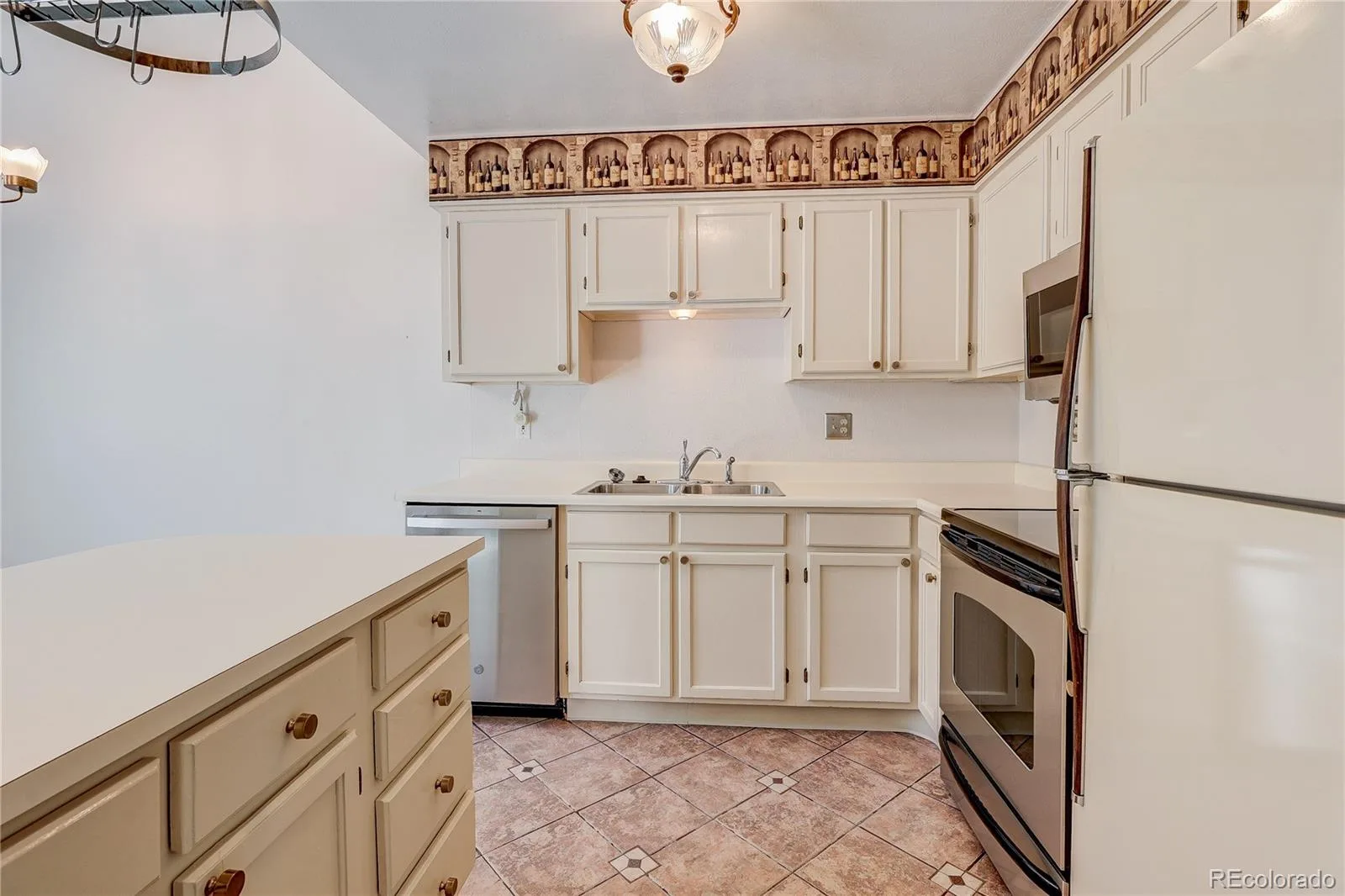 12943 E Cornell Avenue Aurora CO 80014 | MLS #REC4664013 09242026000048 1600 10