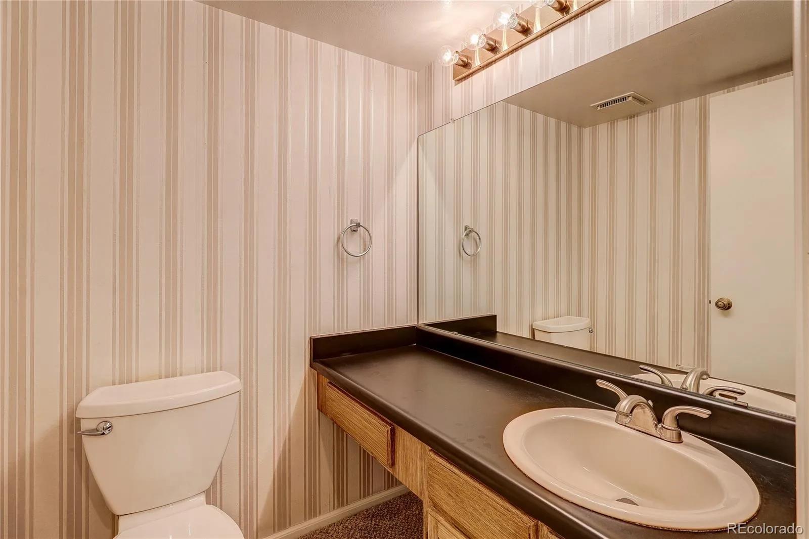 12943 E Cornell Avenue Aurora CO 80014 | MLS #REC4664013 09242026000048 1600 18