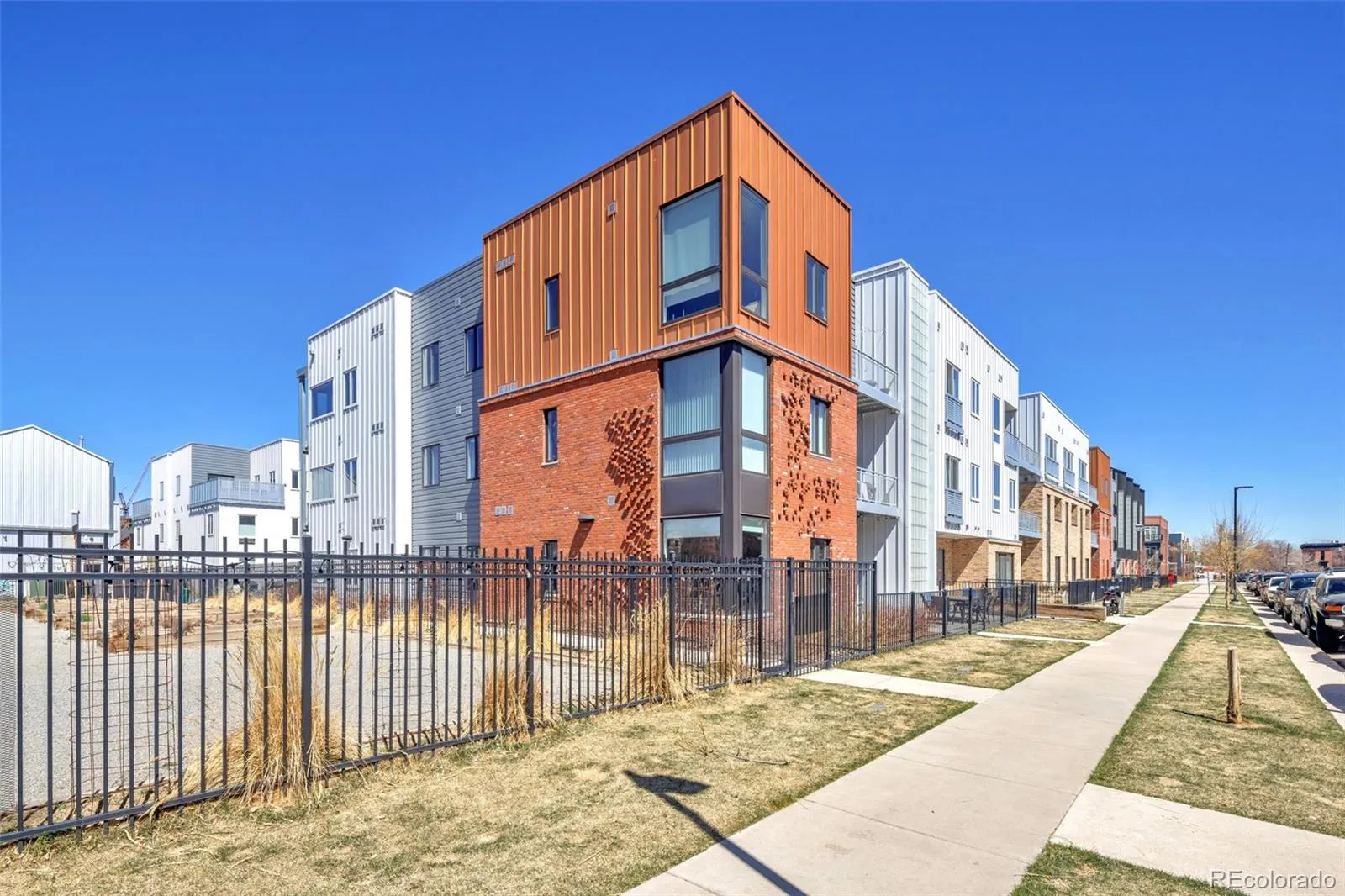 2525 Arapahoe Street #RD306 Denver CO 80205 MLS #REC4664422 04272026233704 1600 2