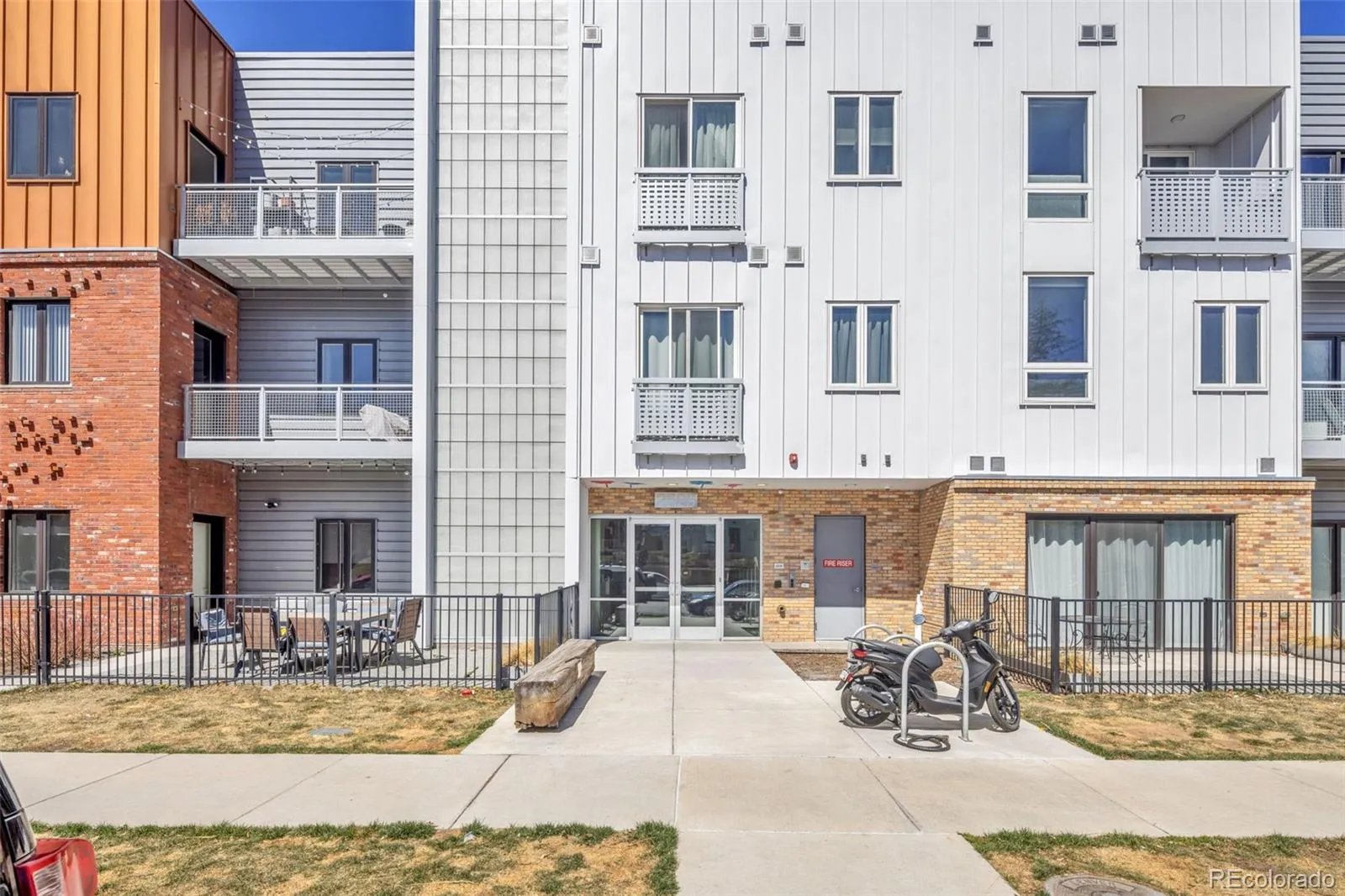 2525 Arapahoe Street #RD306 Denver CO 80205 MLS #REC4664422 04272026233704 1600 3