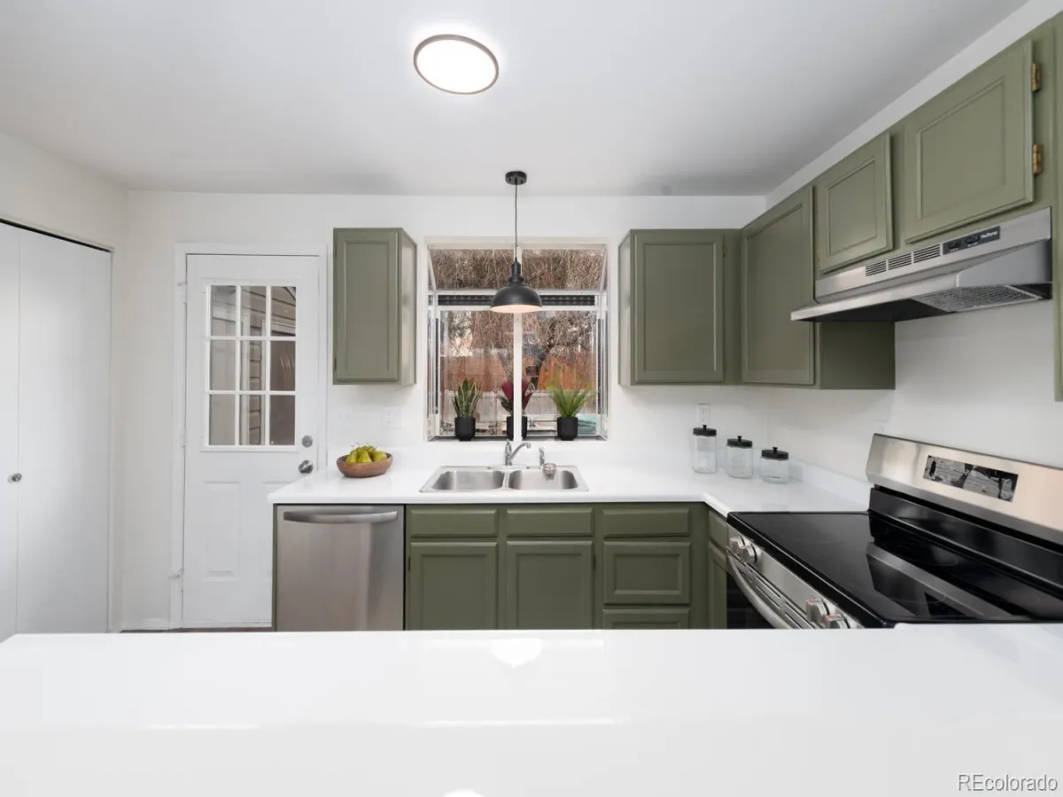 4501 S Crystal Way #E301 Aurora CO 80015 MLS #REC4664994 04102026023736 1200 13