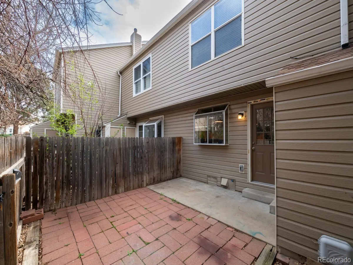 4501 S Crystal Way #E301 Aurora CO 80015 MLS #REC4664994 04102026023736 1200 24
